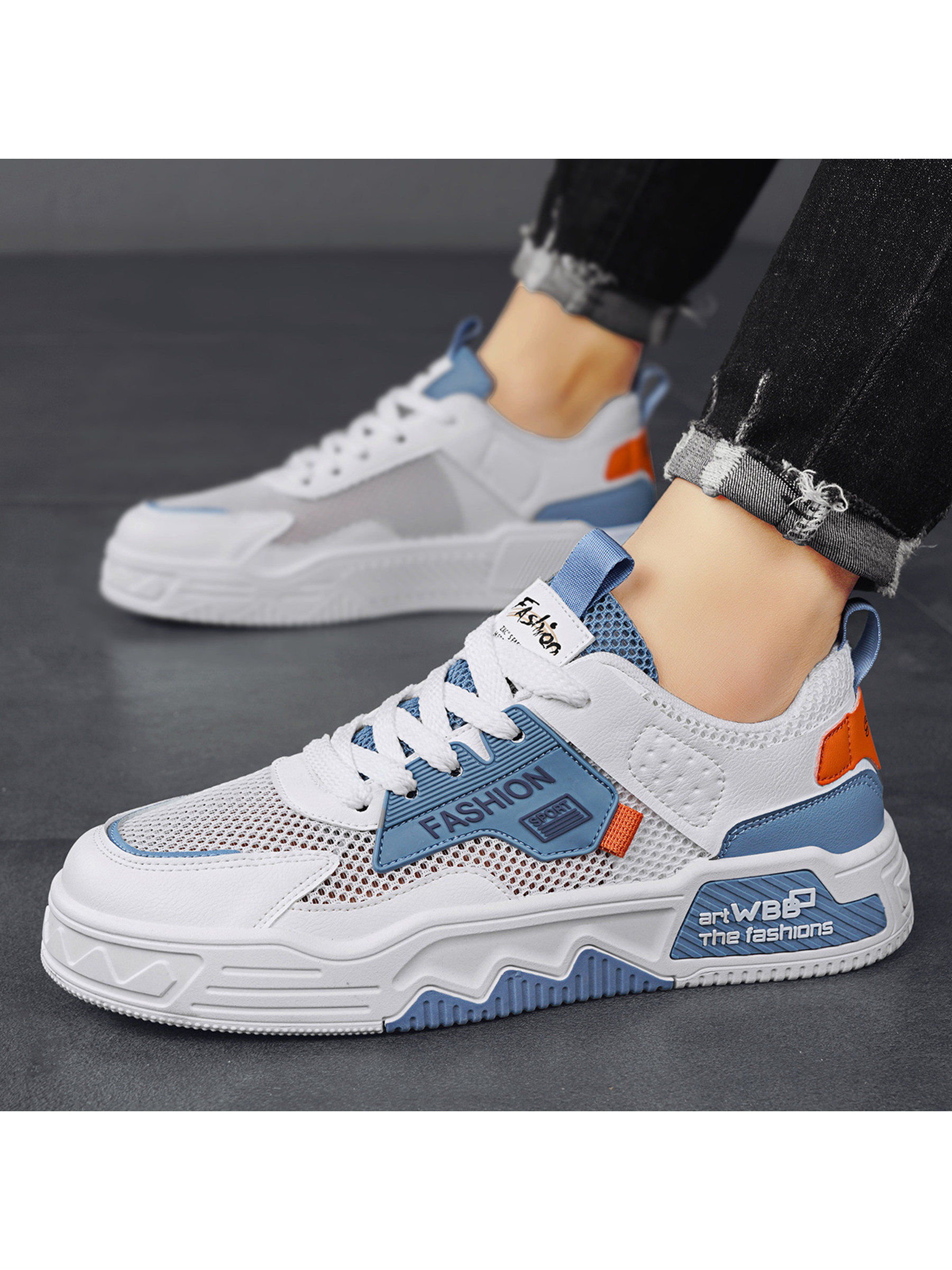 Men Breathable Low Top Casual Sneakers