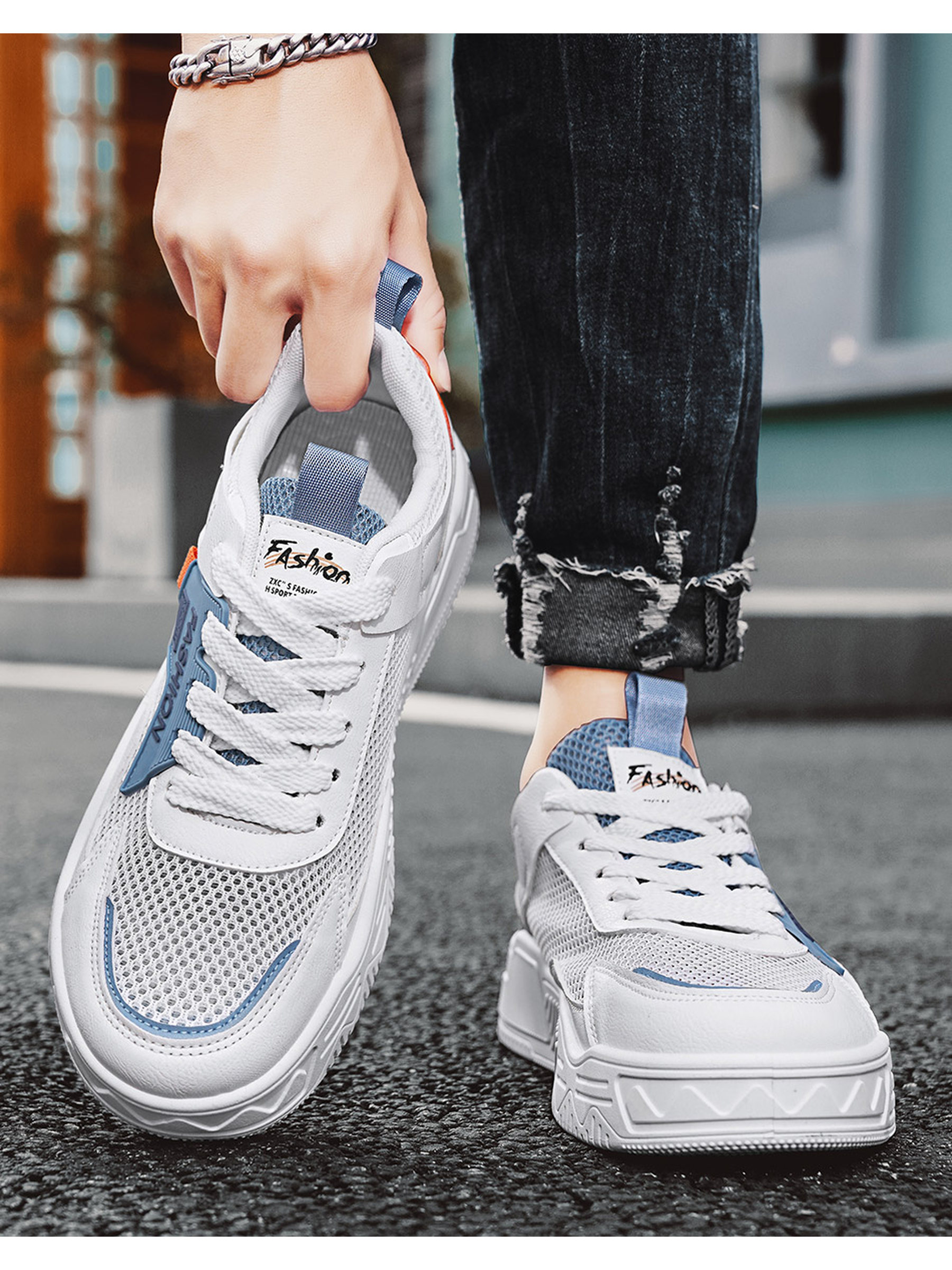 Men Breathable Low Top Casual Sneakers