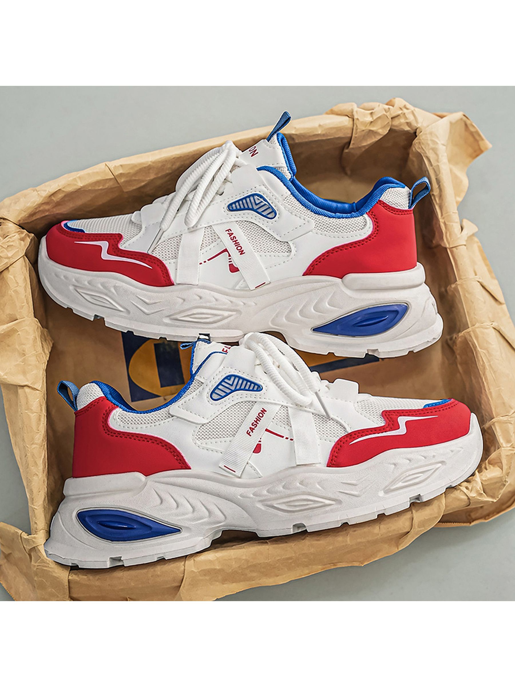 Men Breathable Lace-Up Sports Sneakers