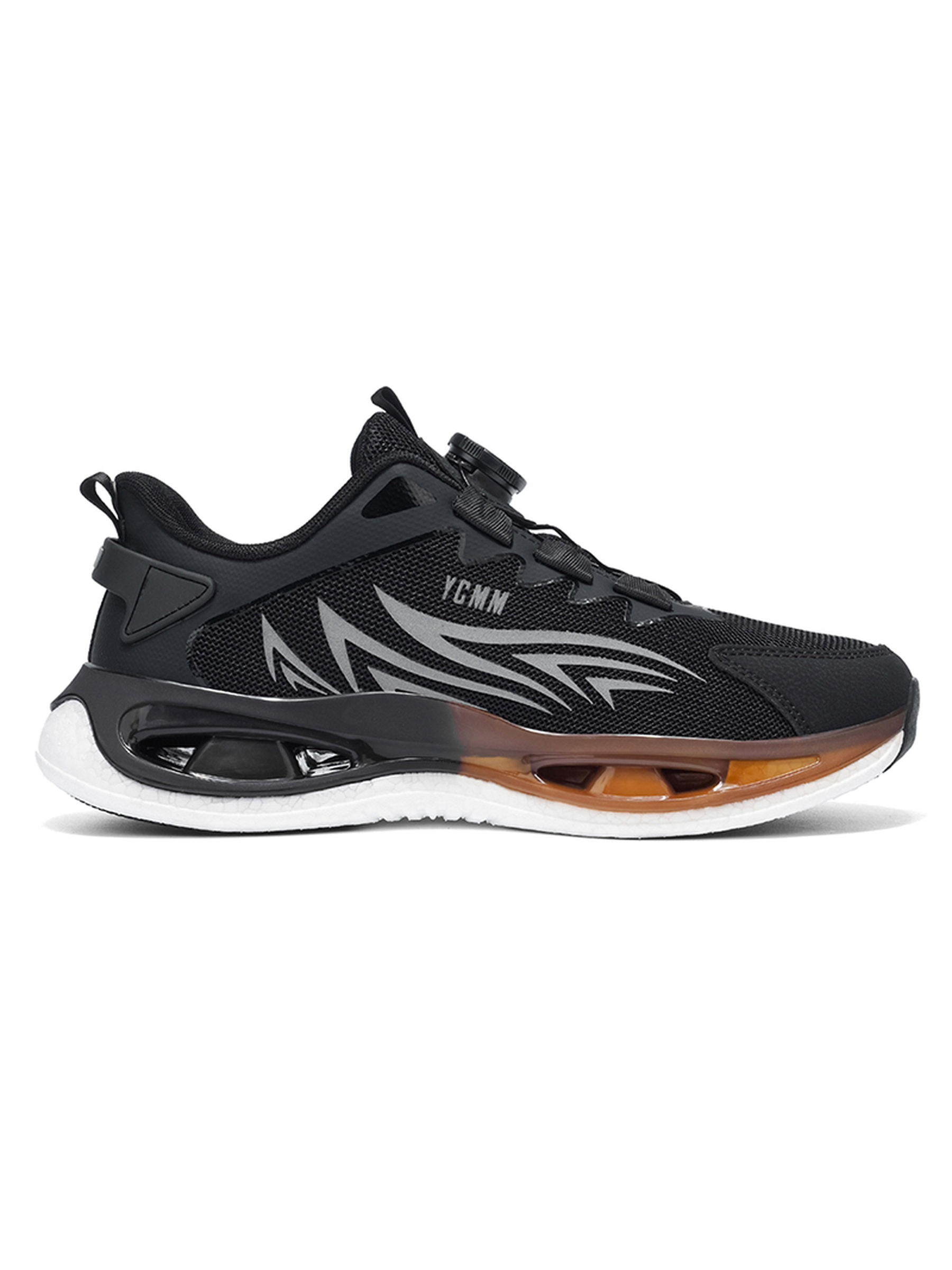 Men Breathable Wide-Fit Sports Sneakers