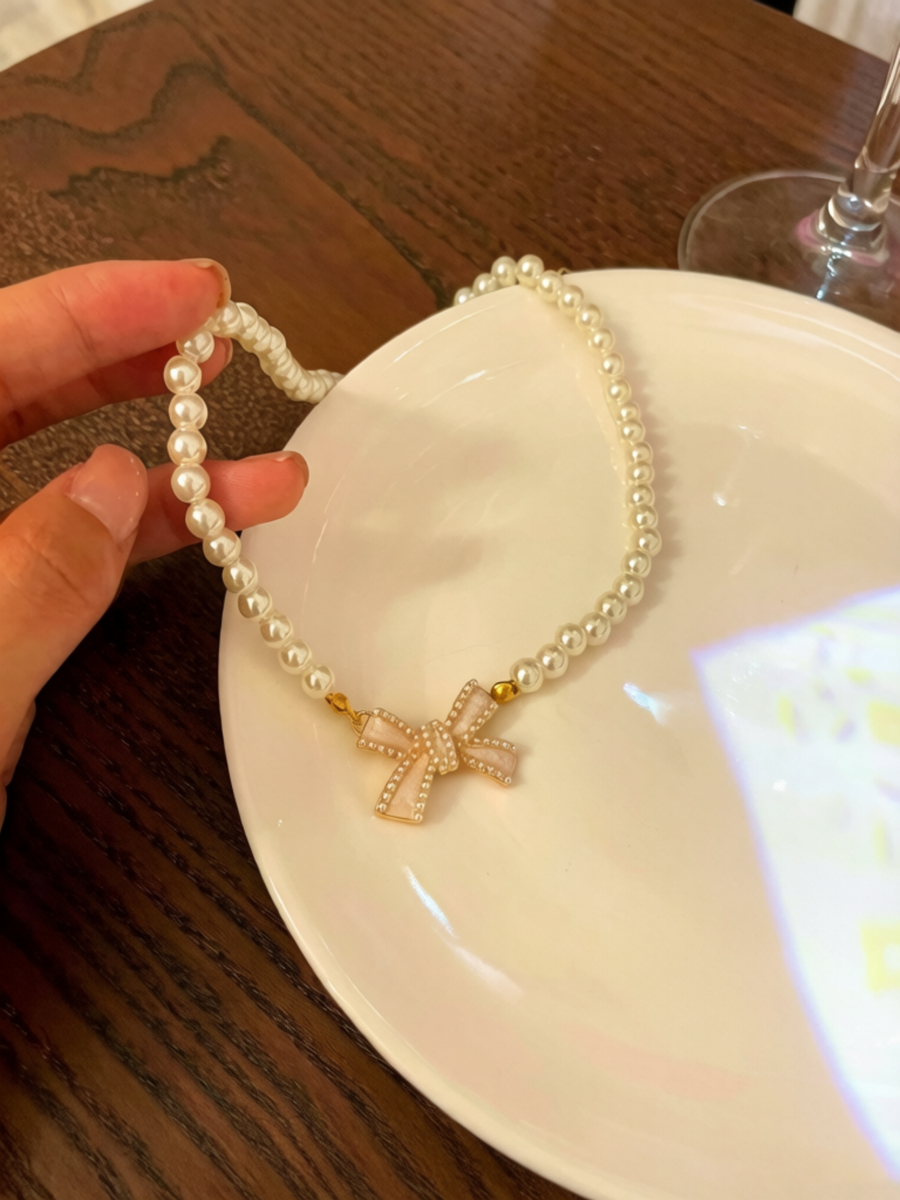 Gold Bow Pearl Pendant Necklace