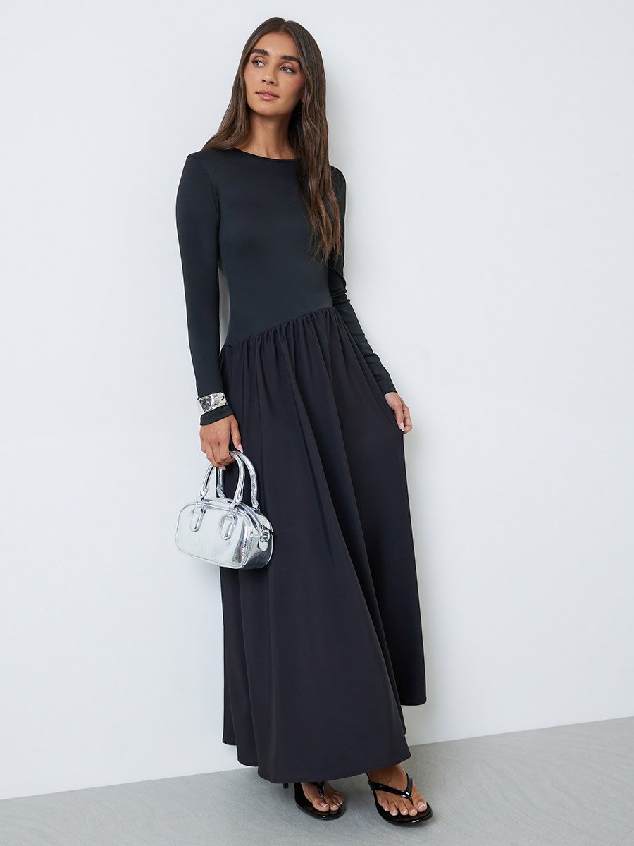 Black Solid Long Sleeve A-Line Maxi Dress