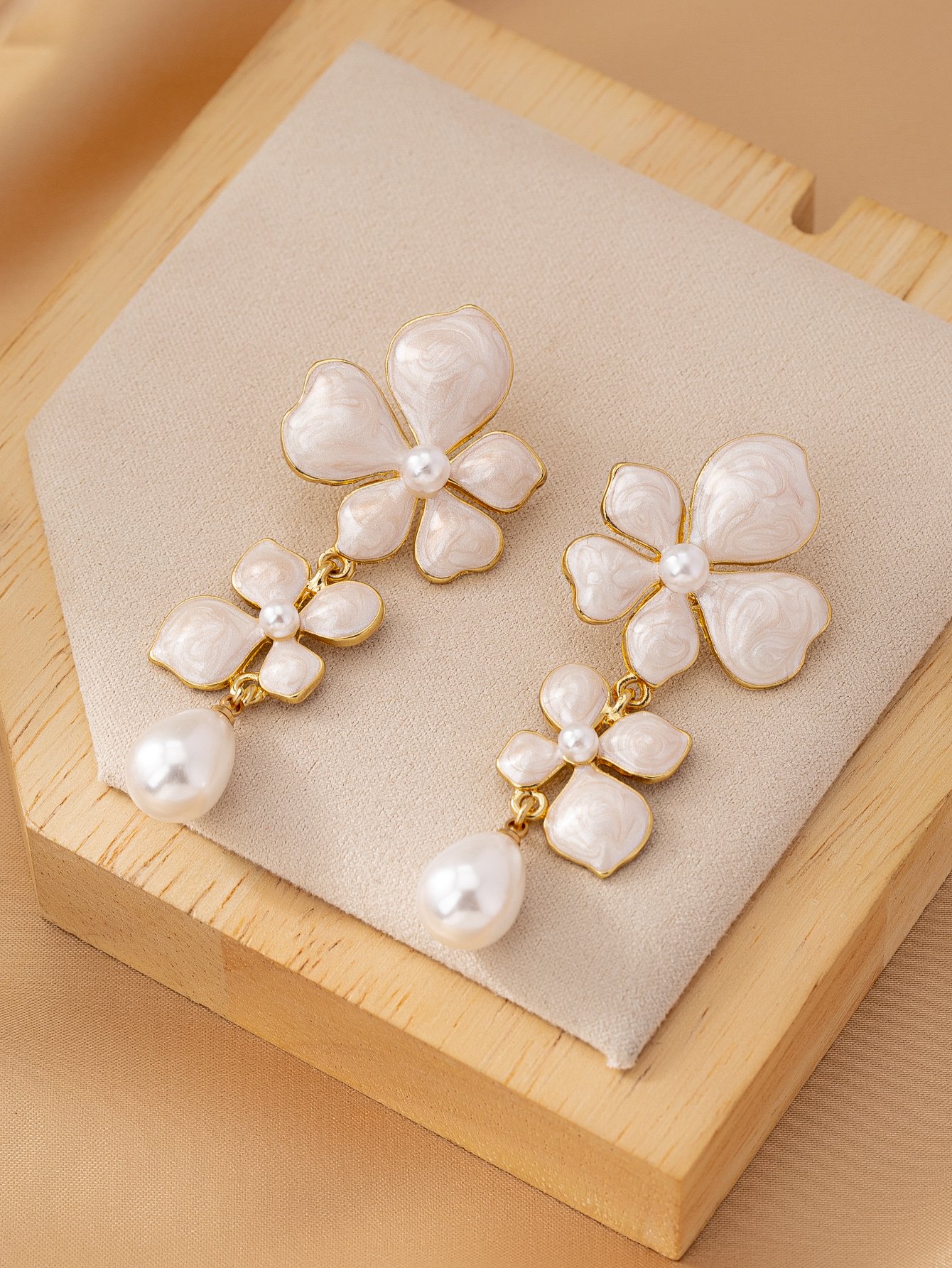 White Flower Dangle Earrings with Pearl Accents - Casual Wear.