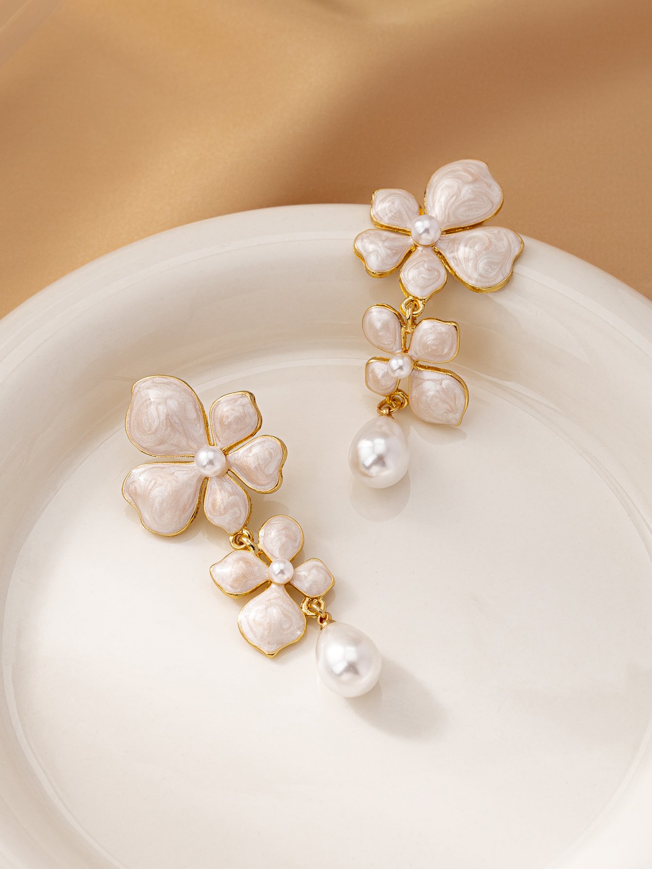 White Flower Dangle Earrings with Pearl Accents - Casual Wear.