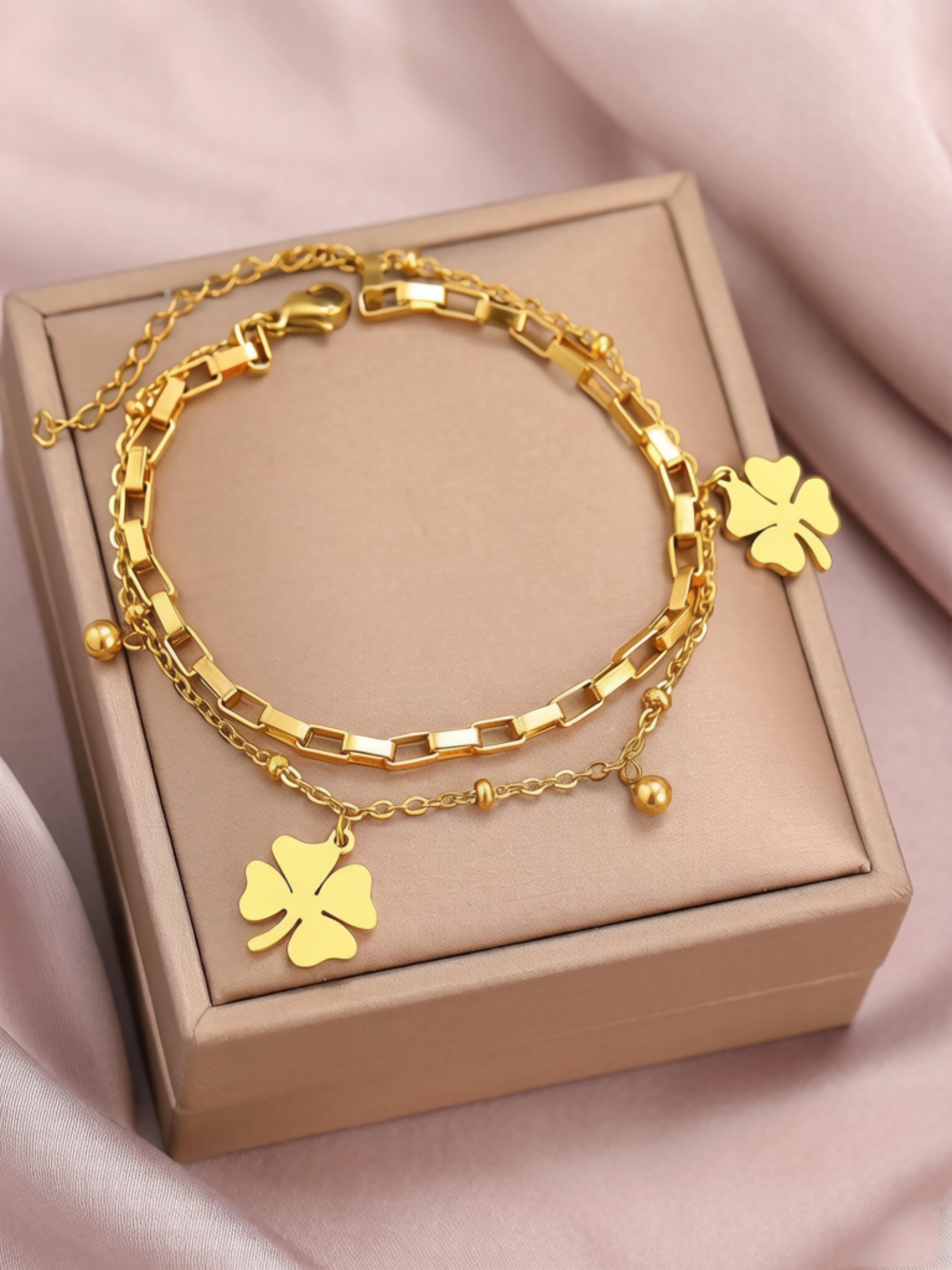 Golden Clover Charm Bracelet for Women - Casual Everyday Style.