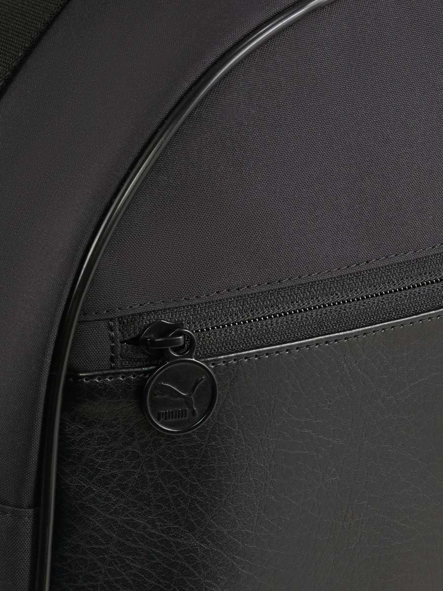 Black Campus Grip Bag
