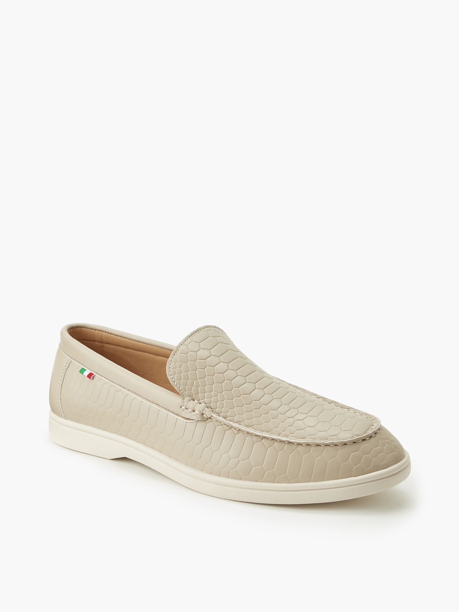 Men Textured Slip-on Loafers