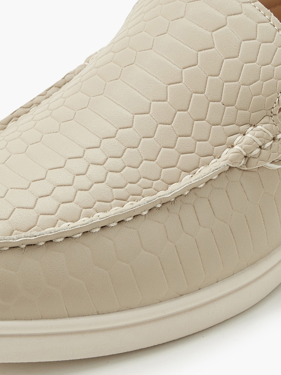 Men Textured Slip-on Loafers