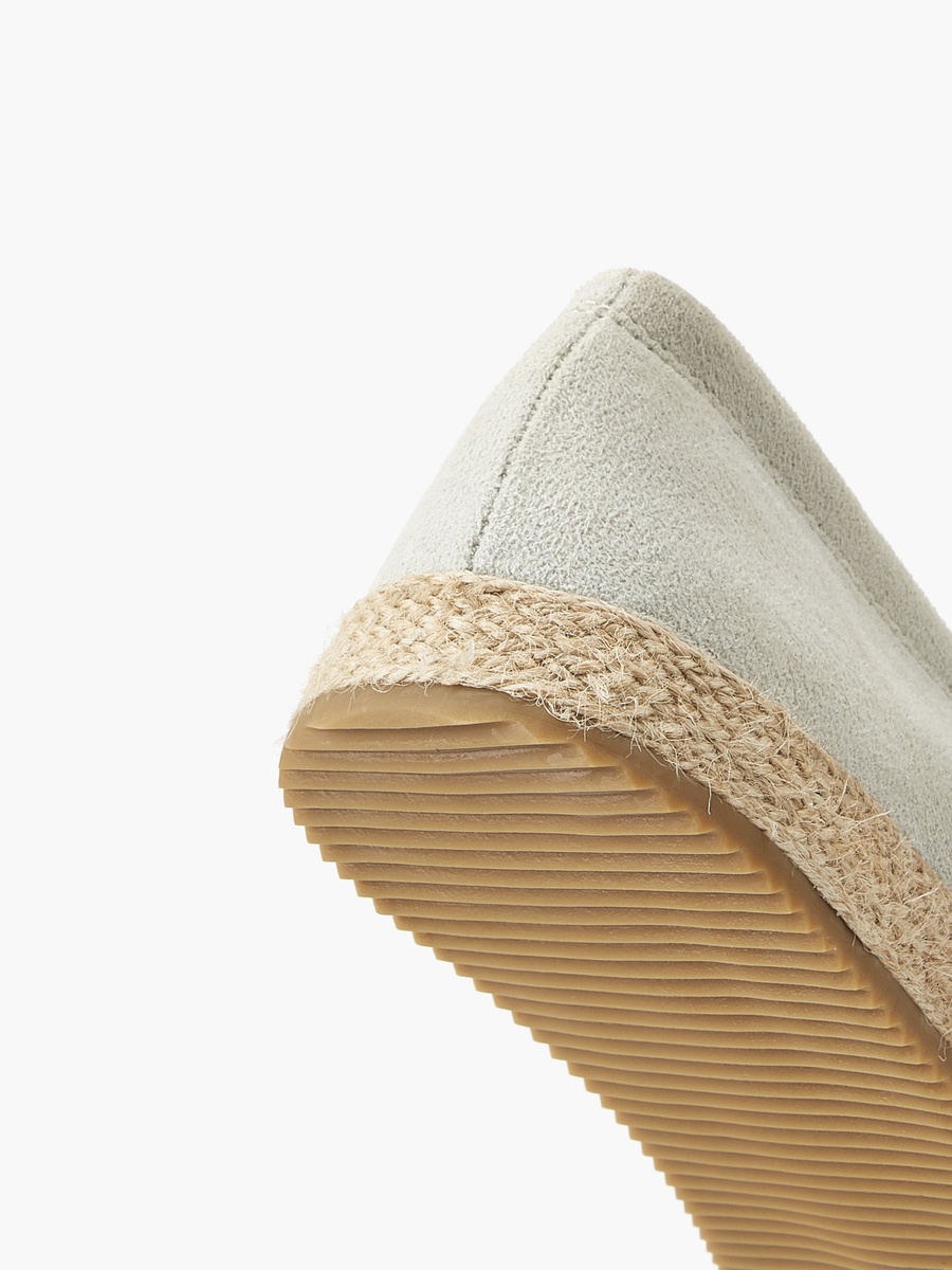 Men Slip-On Loafers