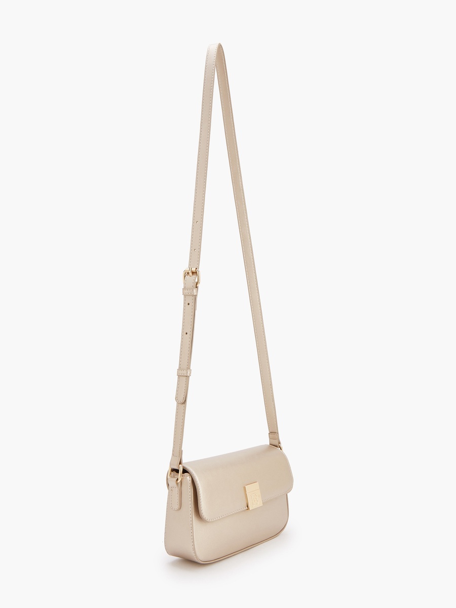 Solid Crossbody Bag with Magnetic Clasp Closure