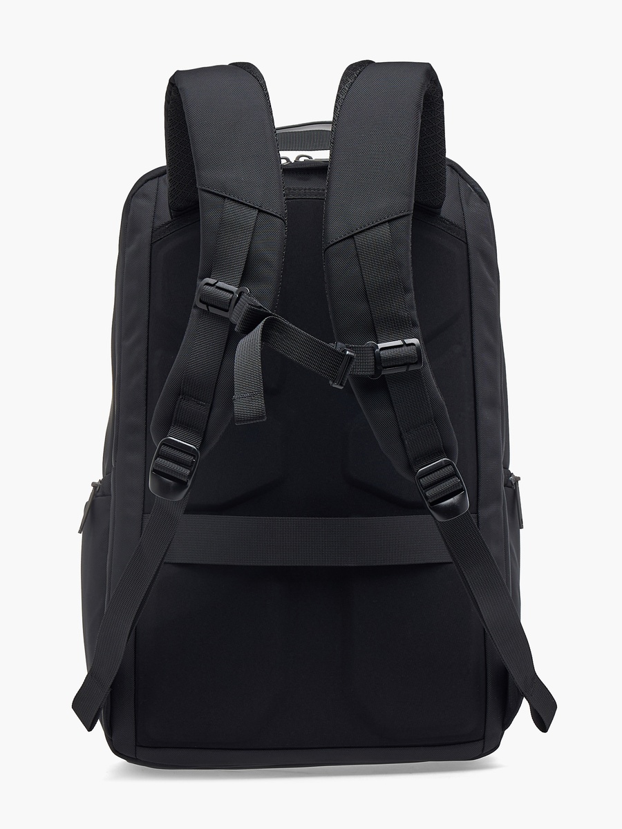 Men Textured Backpack