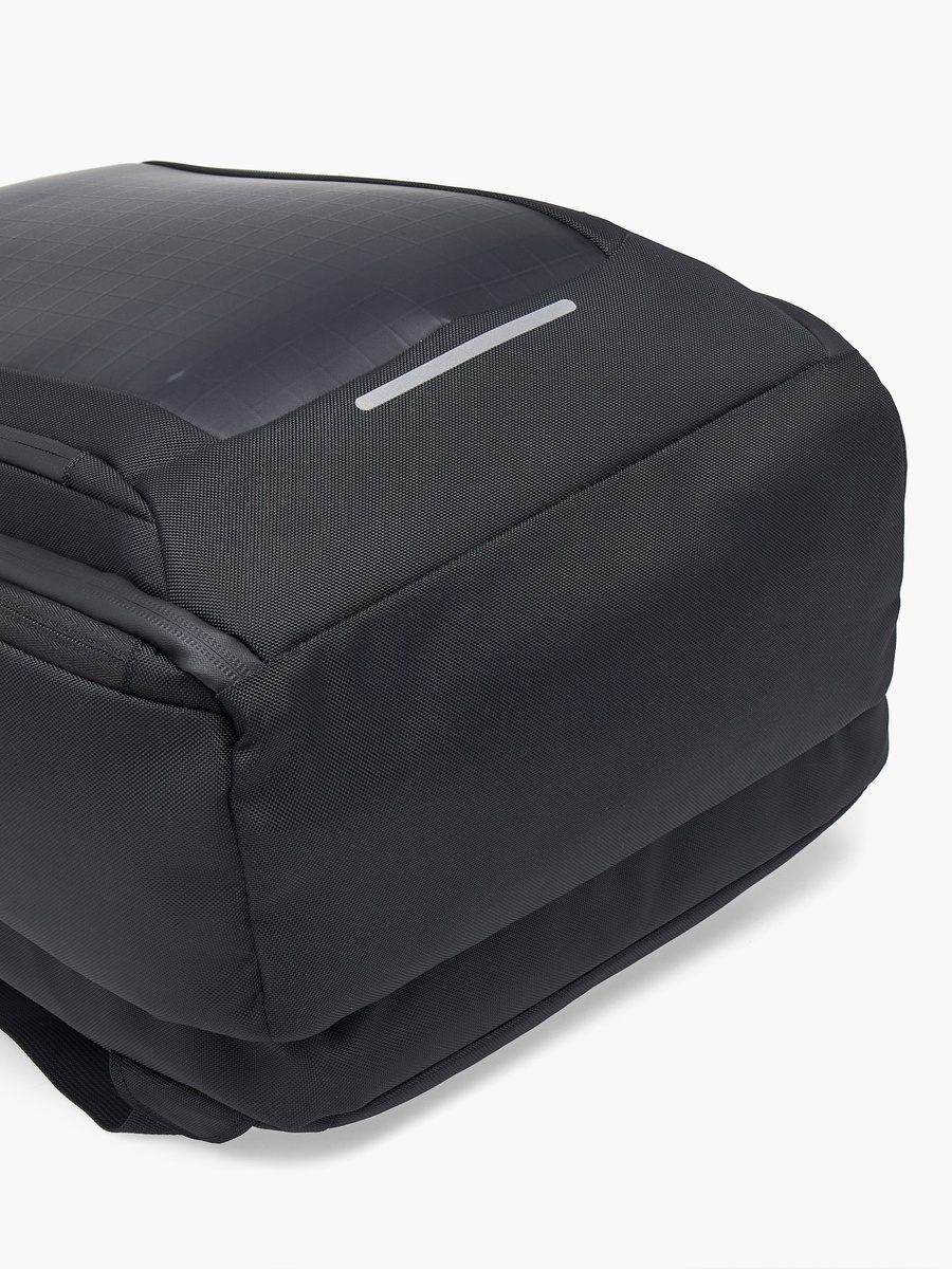 Men Textured Backpack