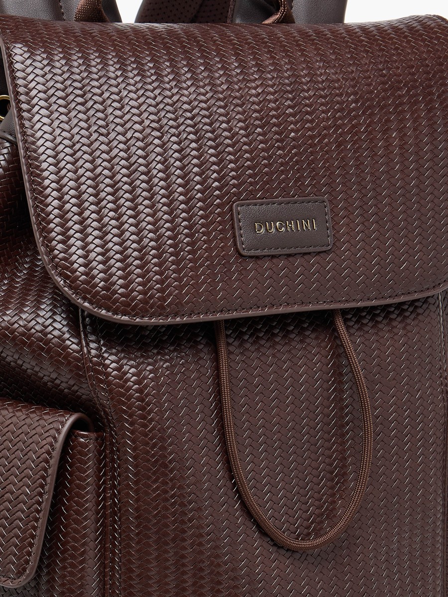 Men Chevron Textured Backpack with Drawstring Closure