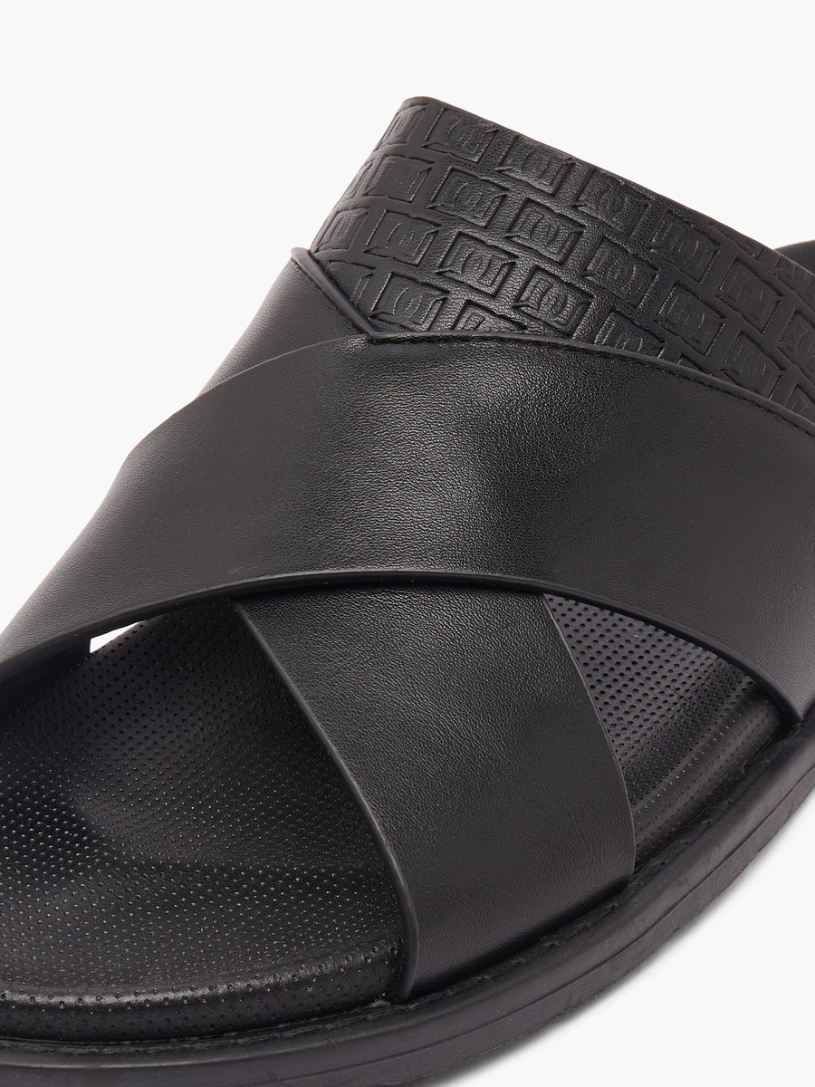 Men Cross Strap Comfort Sandals