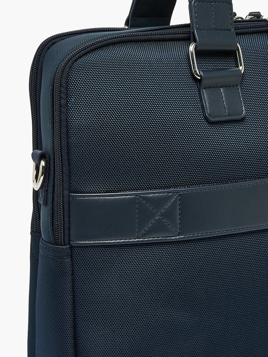 Men Textured Laptop Bag