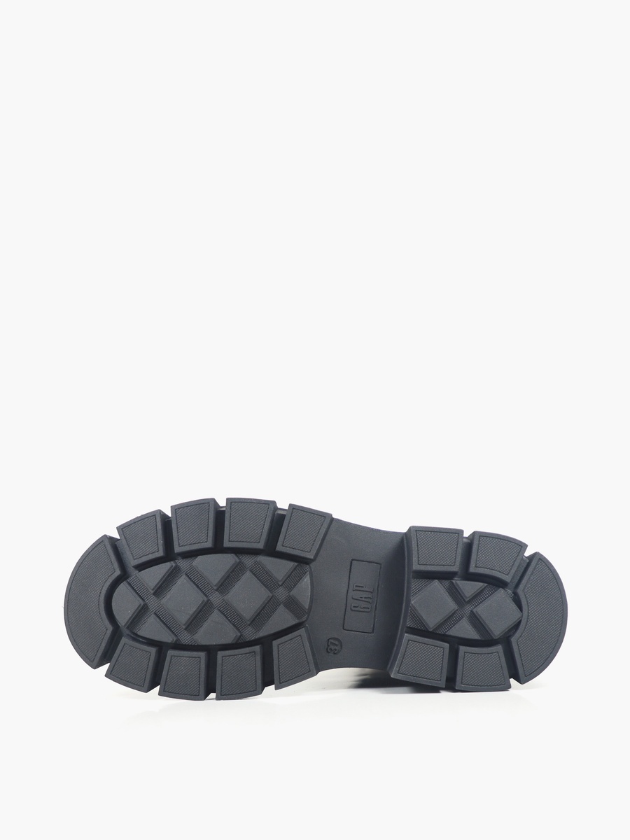 حذاء بوت بطول الكاحل وسهل الارتداء للنساء