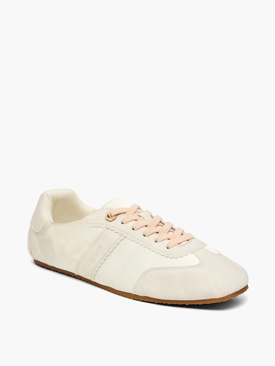 Women Scallop Trim Lace-Up Ankle Sneakers