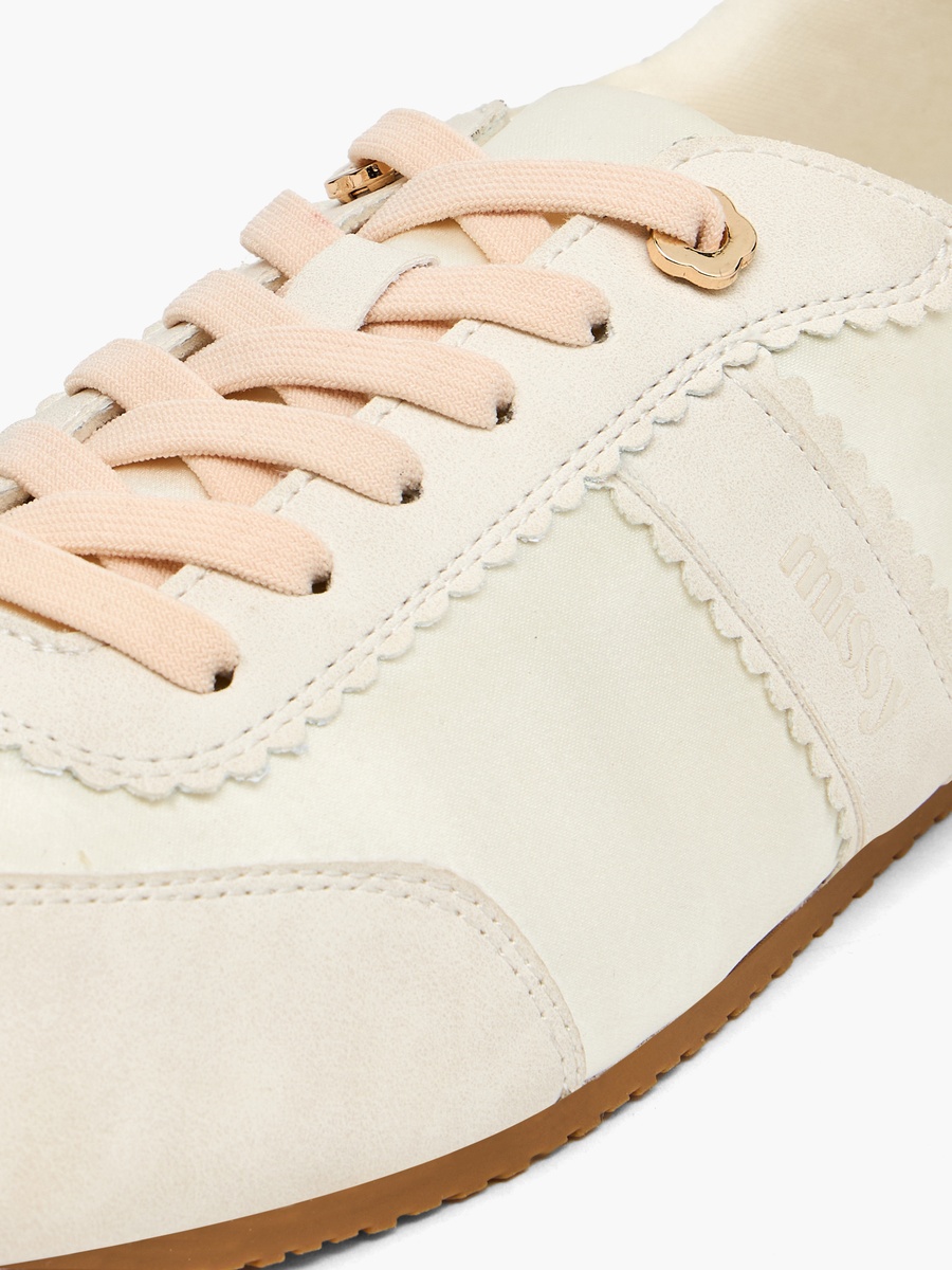 Women Scallop Trim Lace-Up Ankle Sneakers