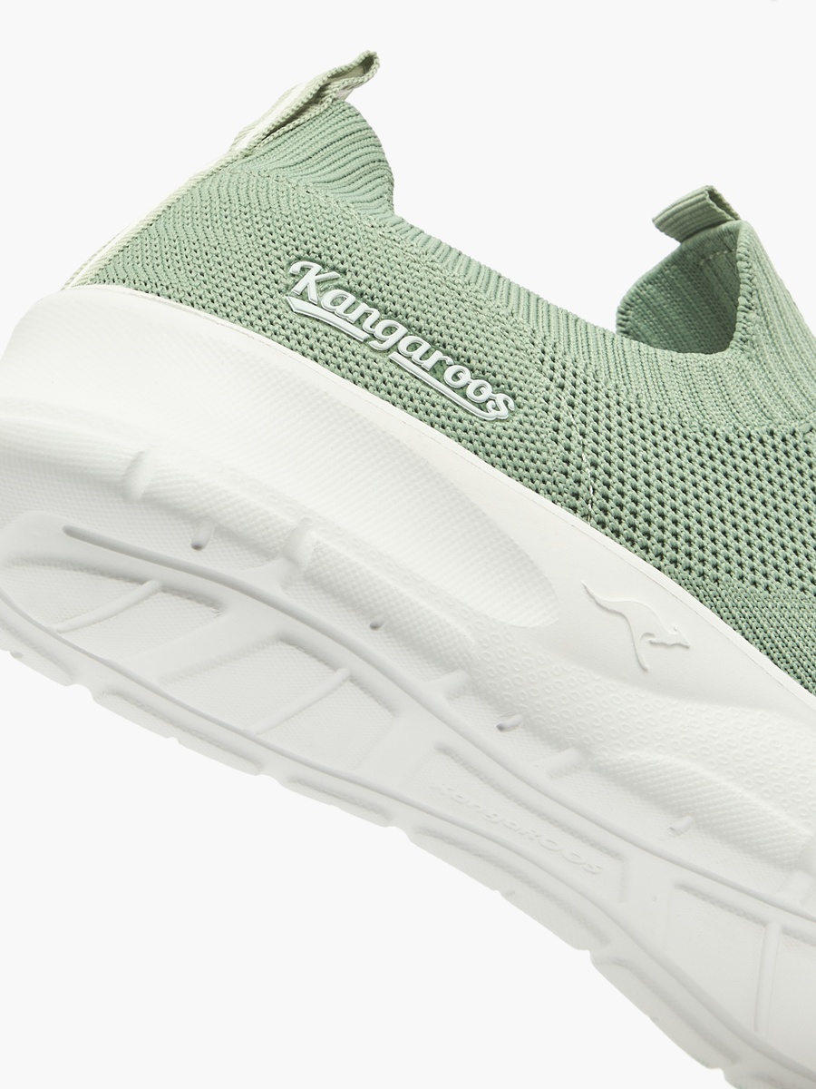 Women Slip-On Sports Shoes