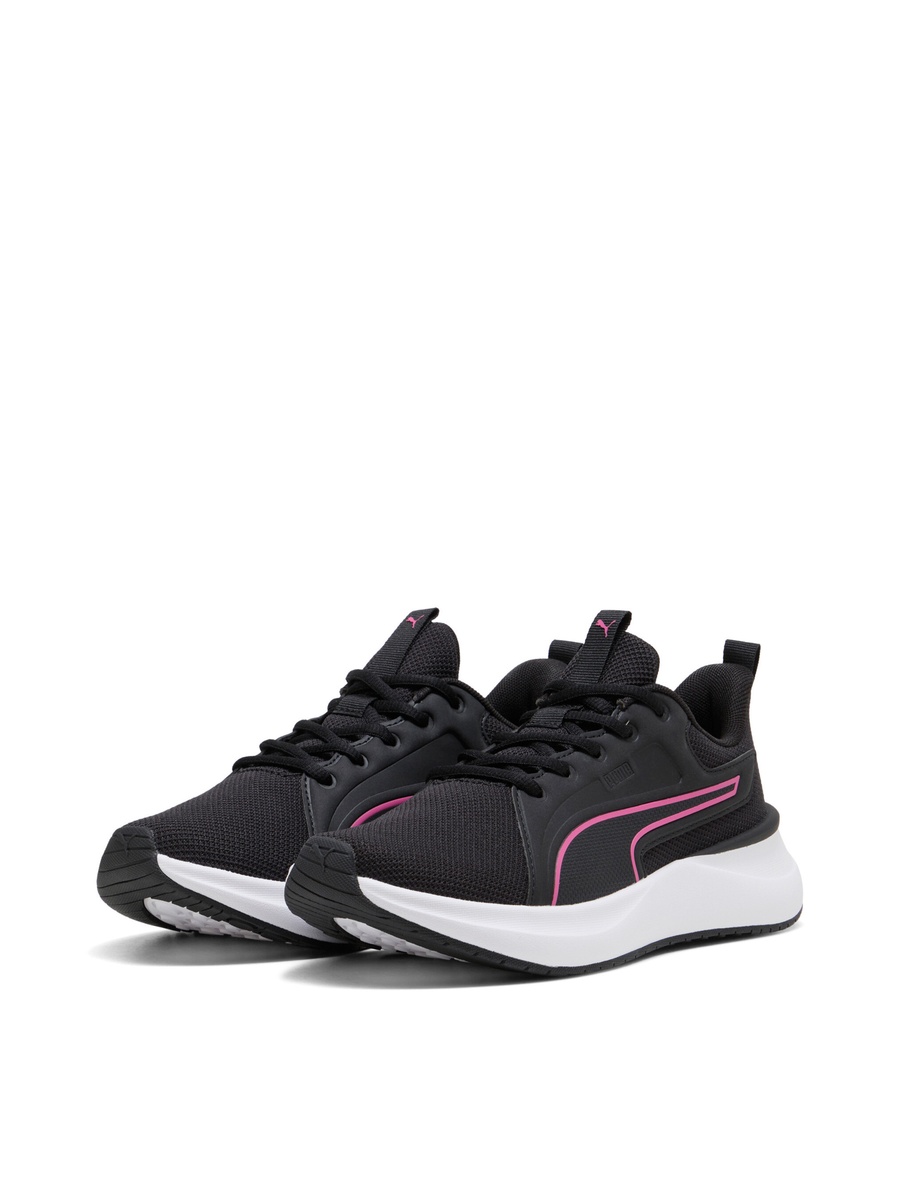 Women Softride Carson 2 Lace-Up Sports Shoes