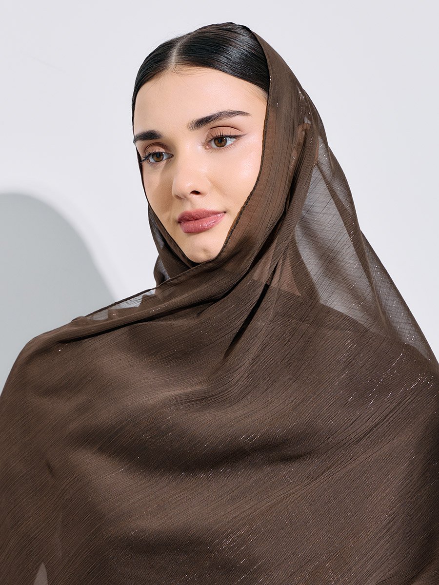 حجاب براق بنمط منسوج 70*180 سم بني