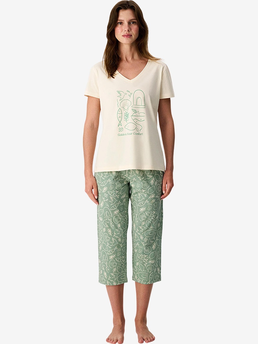 Golden Hour Short Sleeve T-Shirt and Capri Pyjama Set