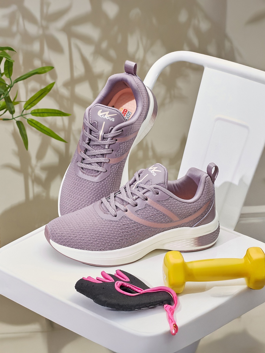 Mauve Akira Nitrofly Lace-Up Running Shoes
