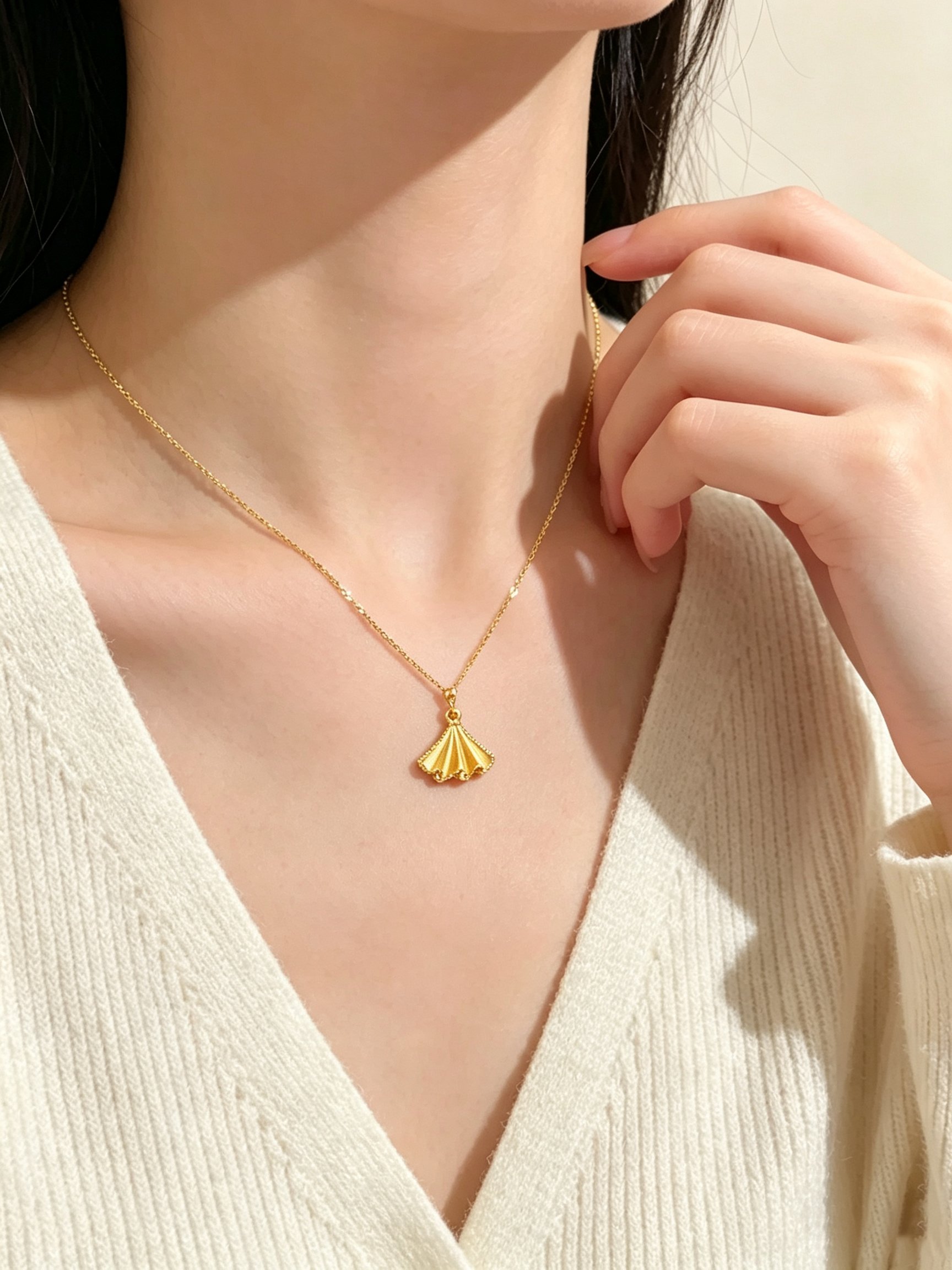Gold Tone Fan Charm Necklace