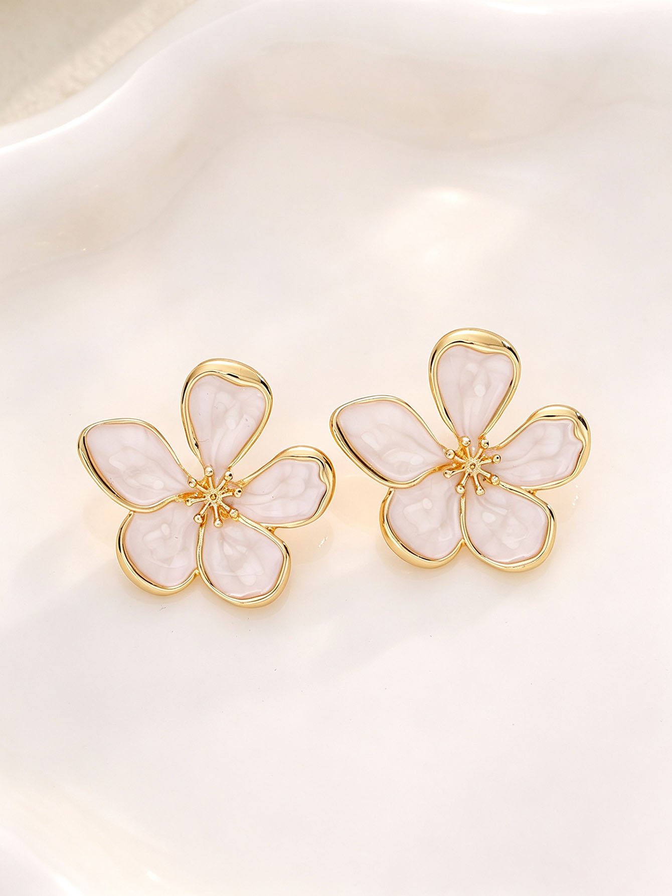 Gold and White Floral Stud Earrings - Casual Wear.