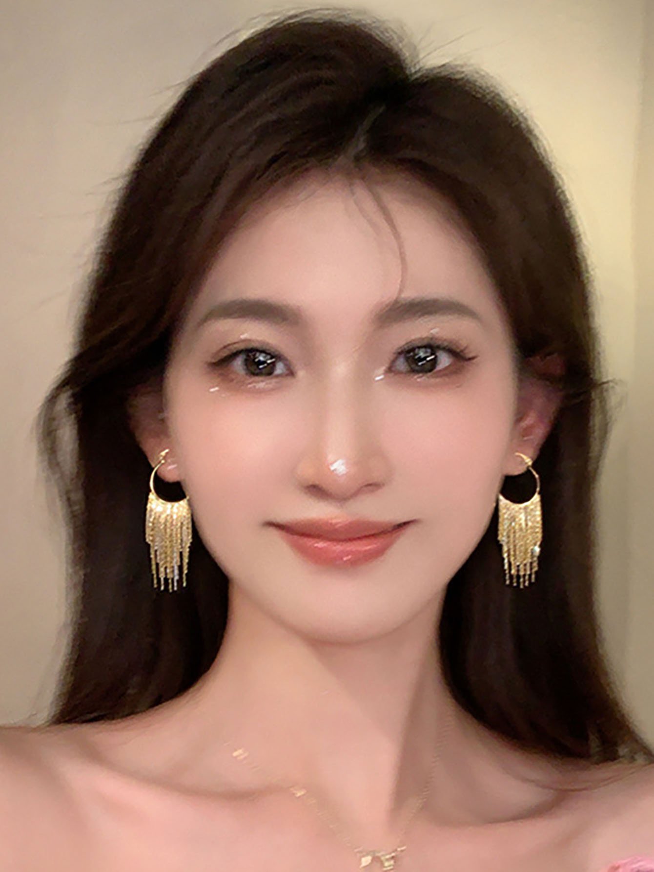 Gold Tassel Dangle Earrings for Everyday Wear - Versatile and Stylish.