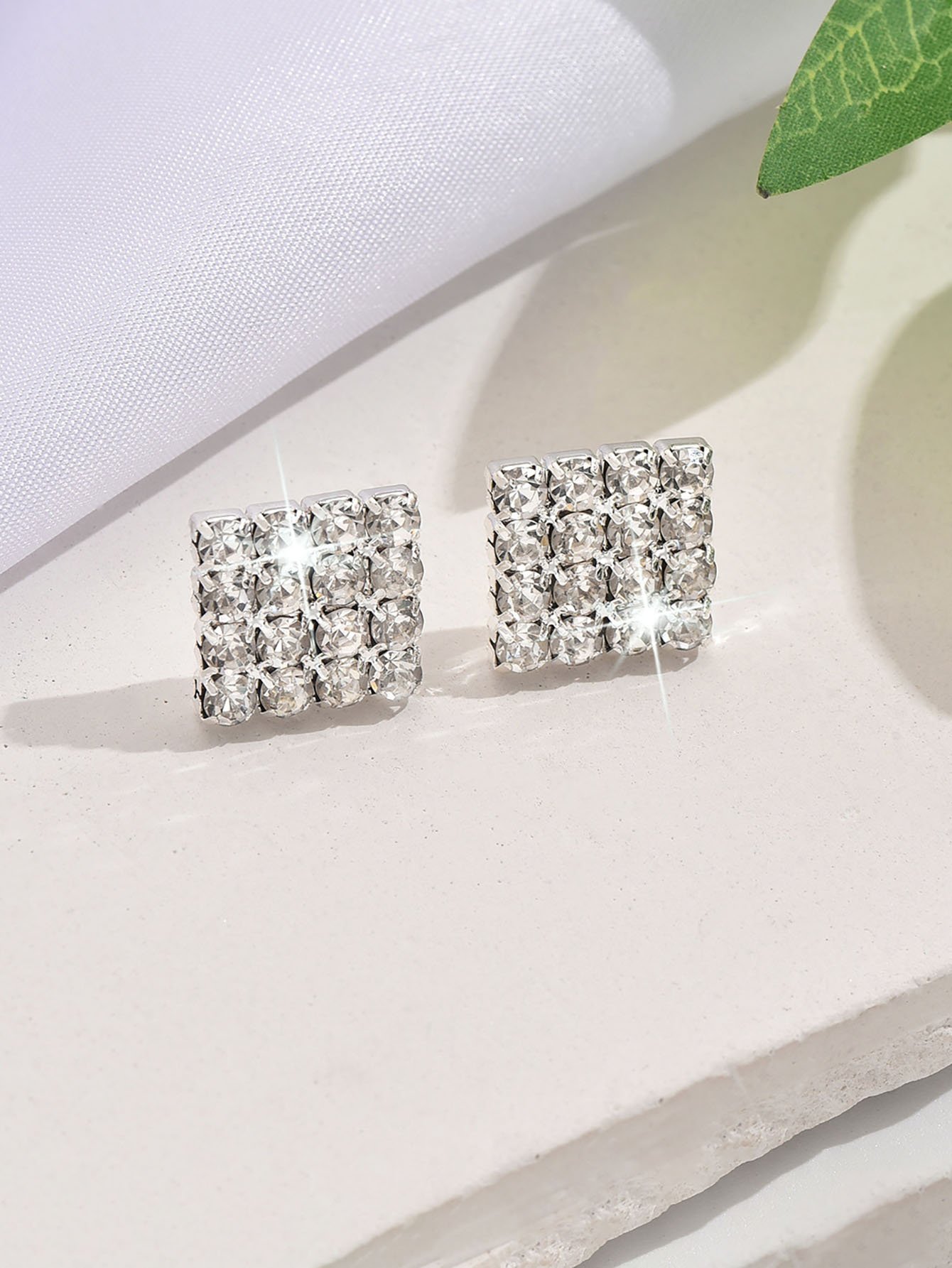 Silver Square Diamond Stud Earrings for Women - Casual Sparkle.