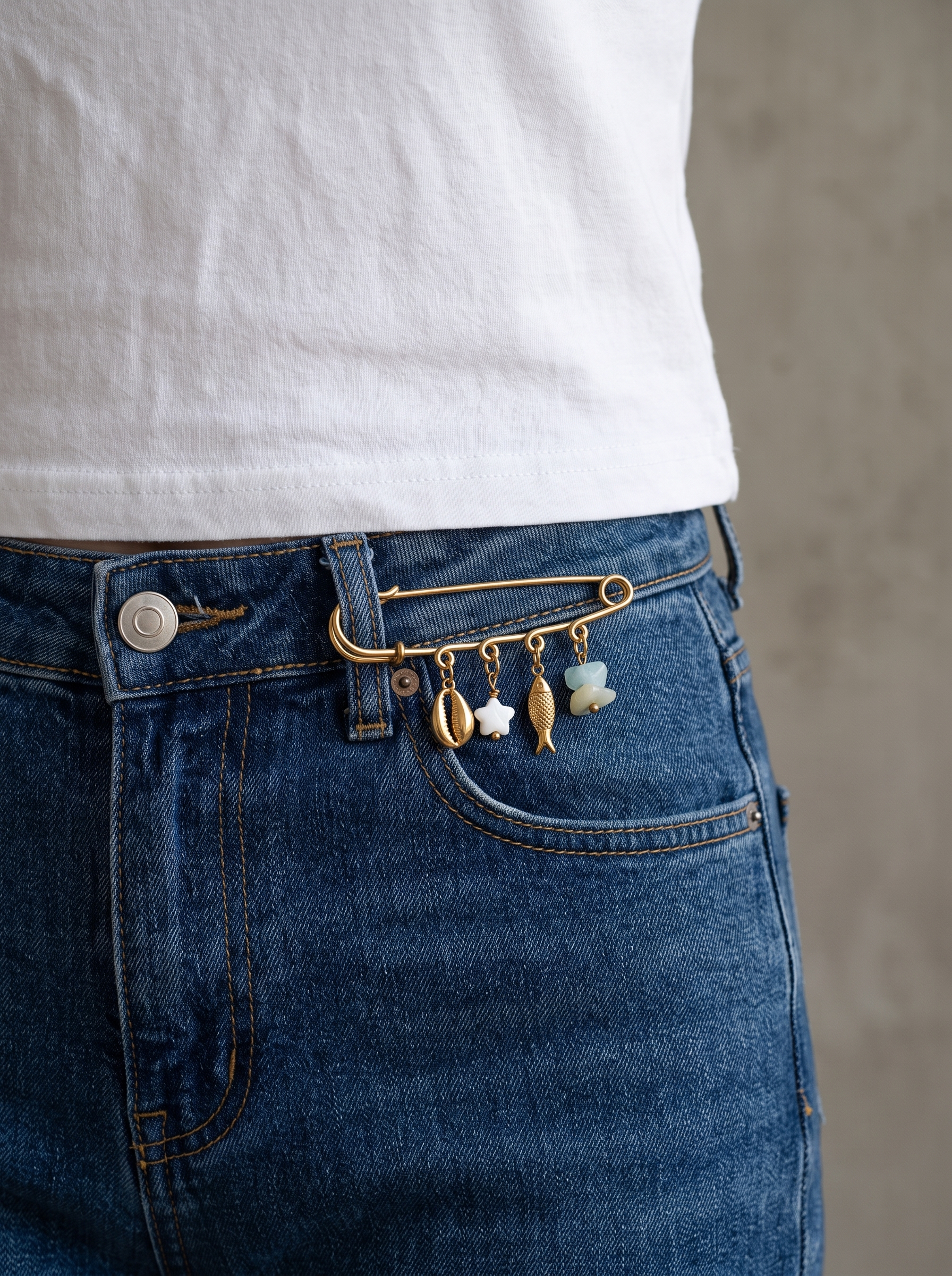 Gold PVD 18K Plated Ocean Charm Brooch for Women