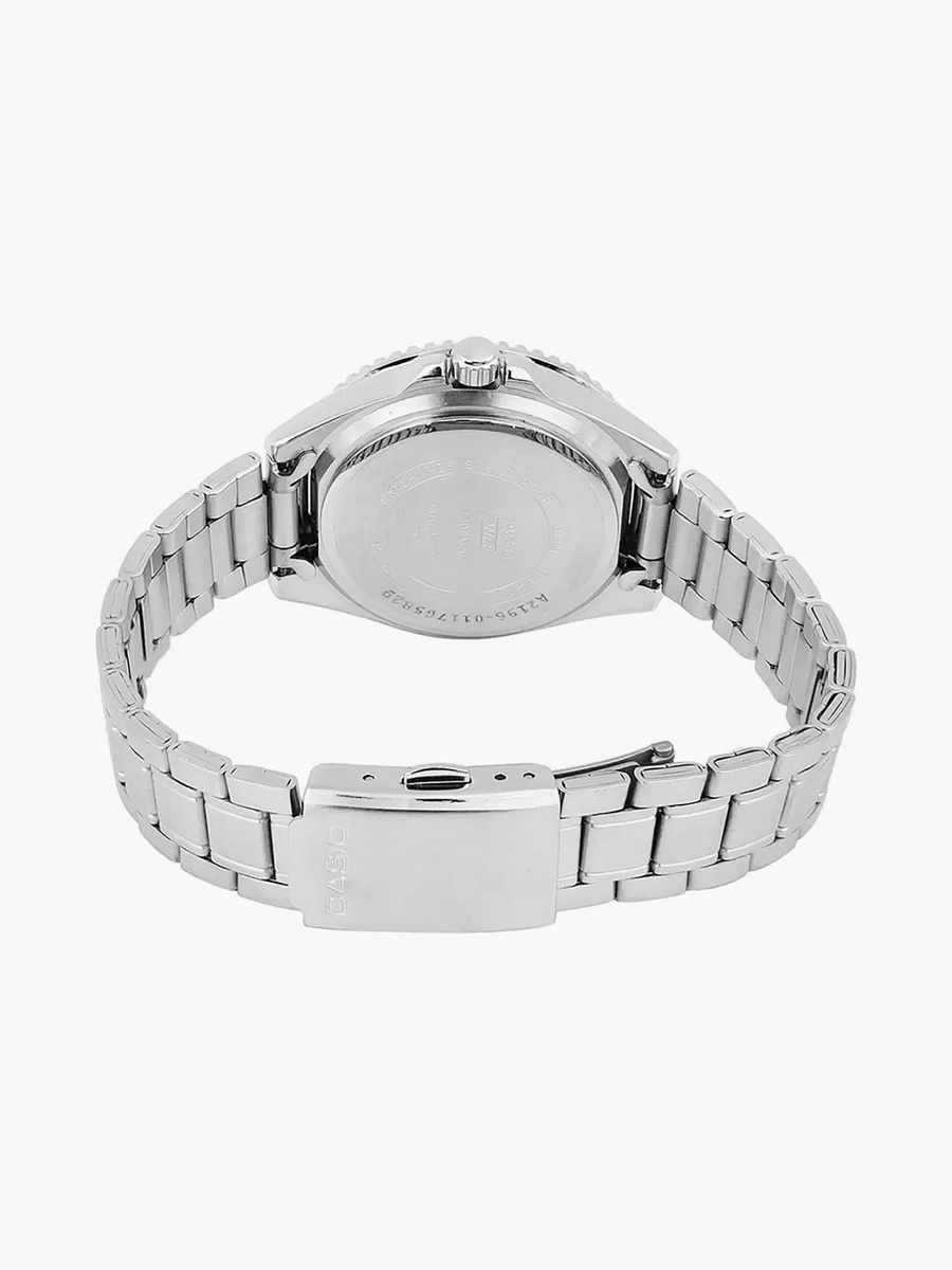 Men Silver Analog Stainless Steel Strap Watch - MDV-10D-1A1VDF