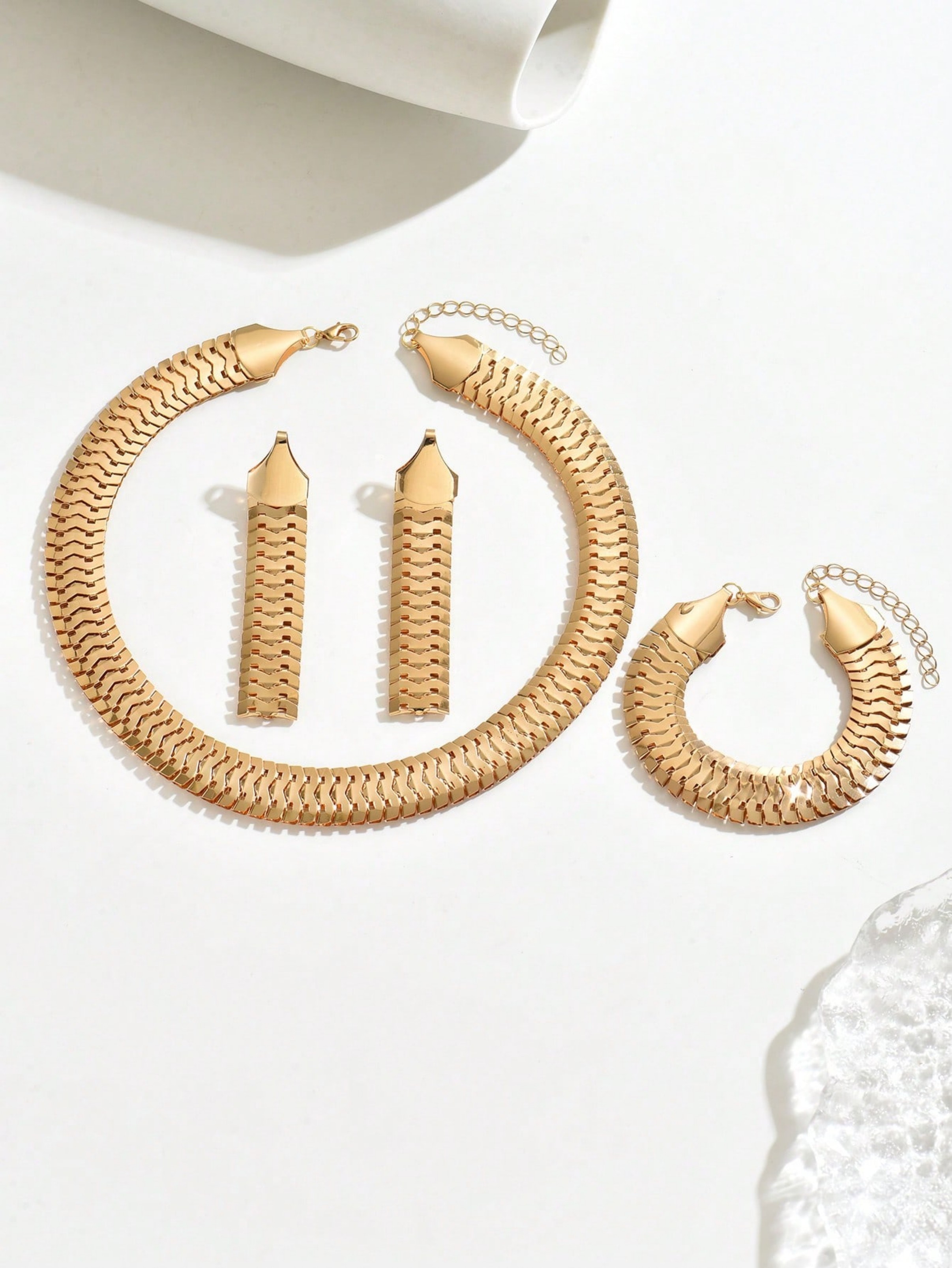 Gold Textured Choker and Bracelet Set