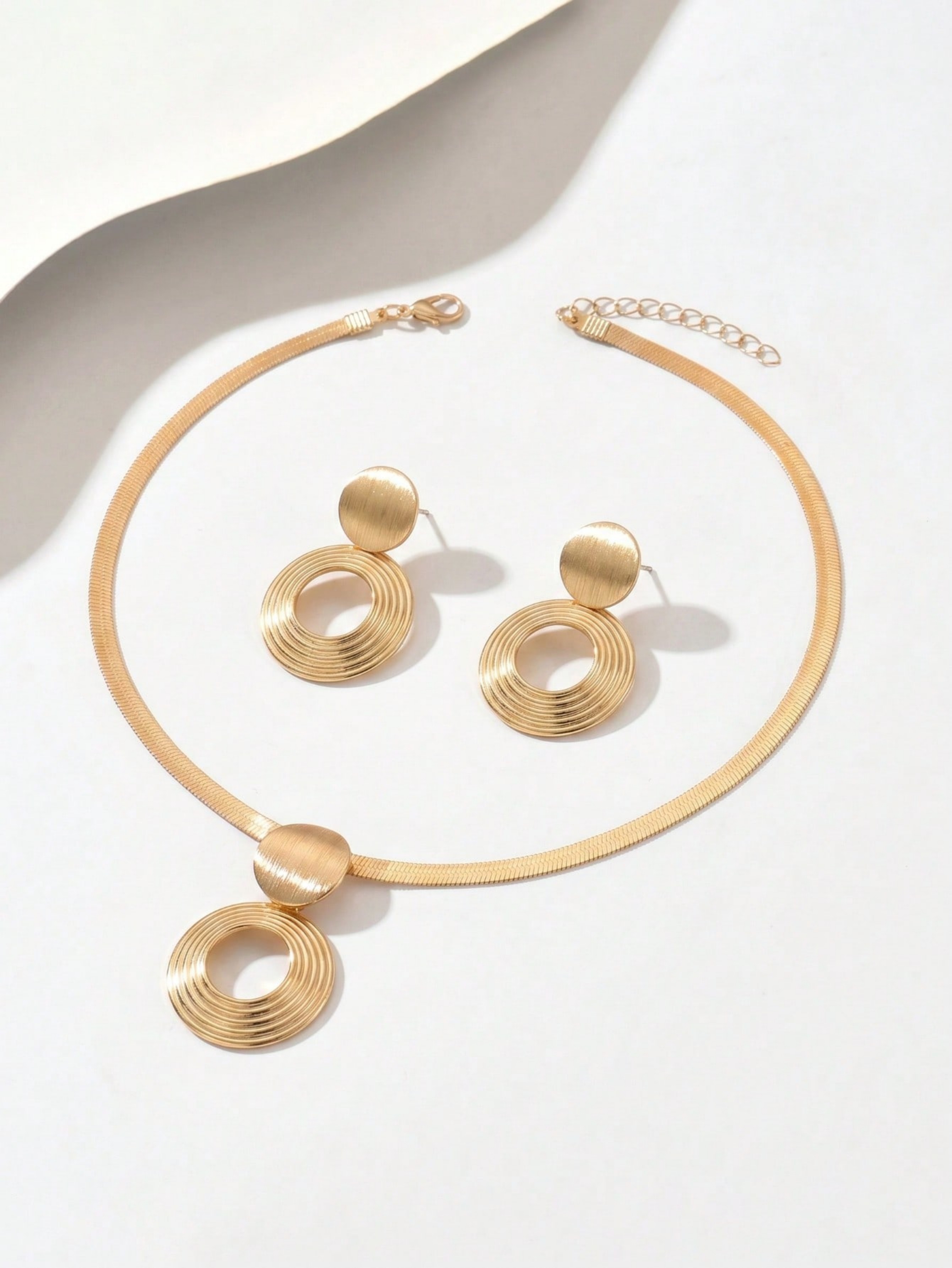 Gold Geometric Snake Chain Necklace and Earrings Set