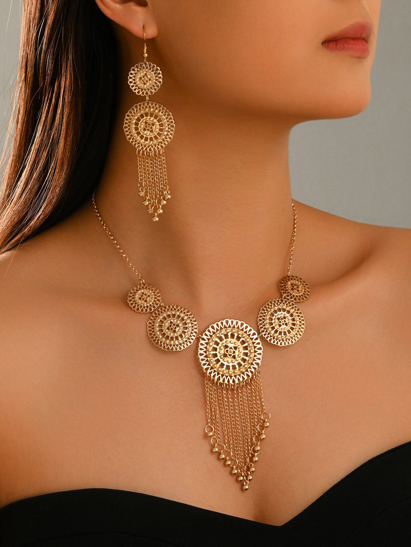 Golden Filigree Tassel Choker Necklace and Earring Set