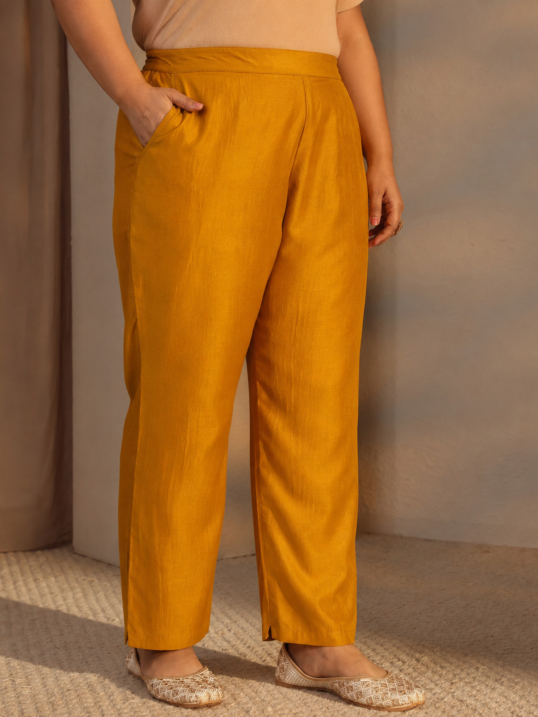 Plus Size Mustard V-Neck Kurta Set with Mirror Work