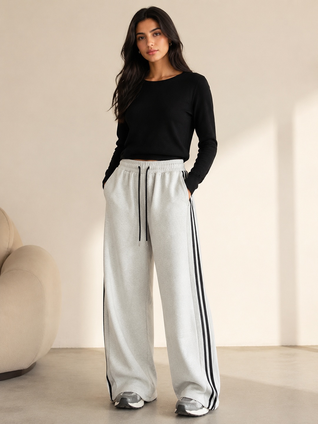 Grey Side Striped Wide-Leg Drawstring Sweatpants