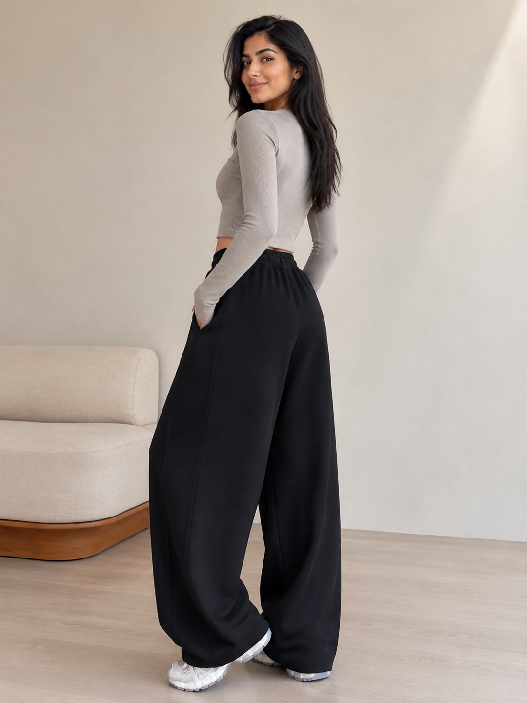 Black Solid Pintuck Details Wide-Leg Drawstring Sweatpants