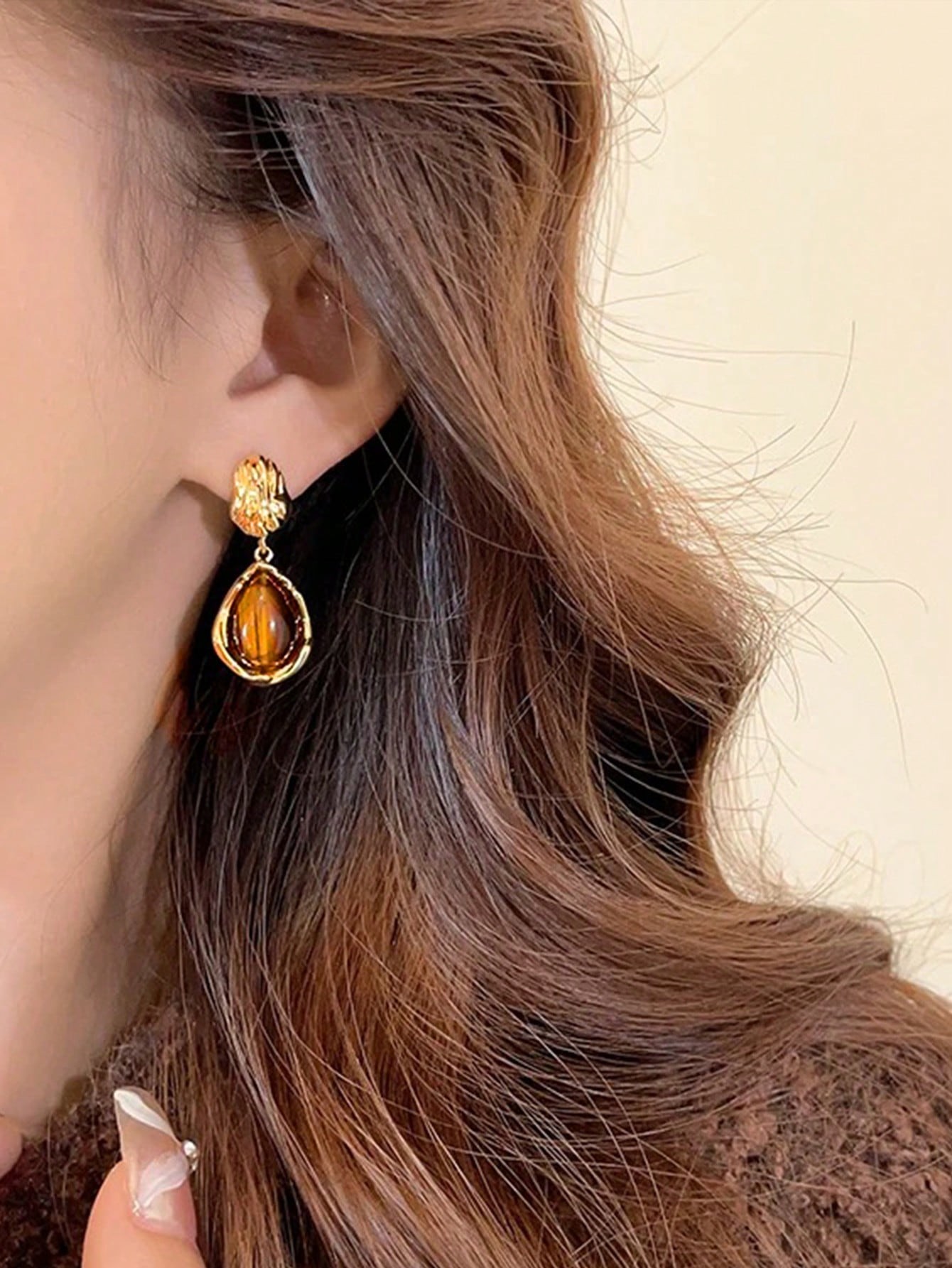 Gold Hammered Teardrop Dangle Earrings with Tiger Eye Stone for Women - Casual Jewelry.