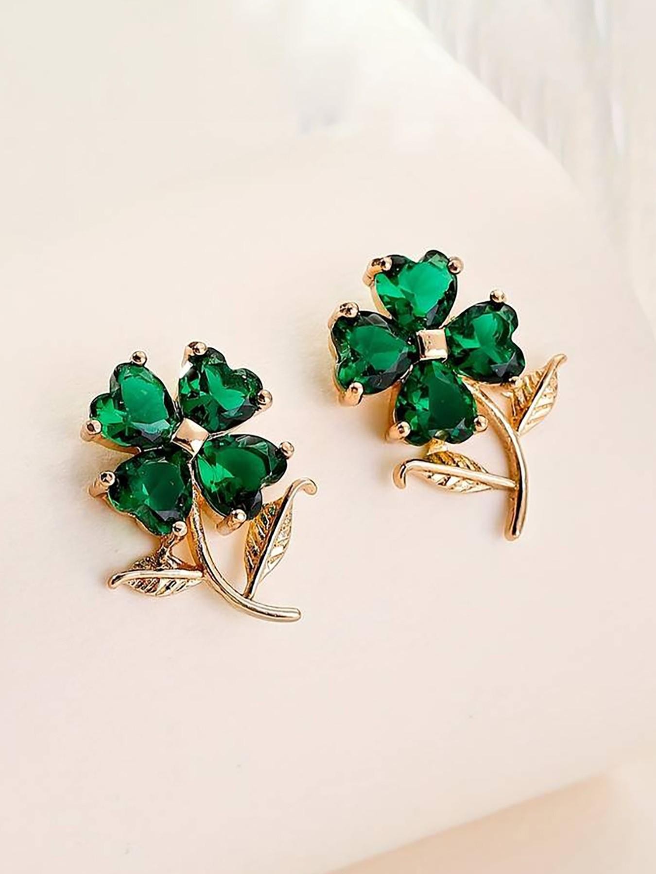 Gold Clover Stud Earrings with Emerald Green Crystals - Perfect for Daily Wear.