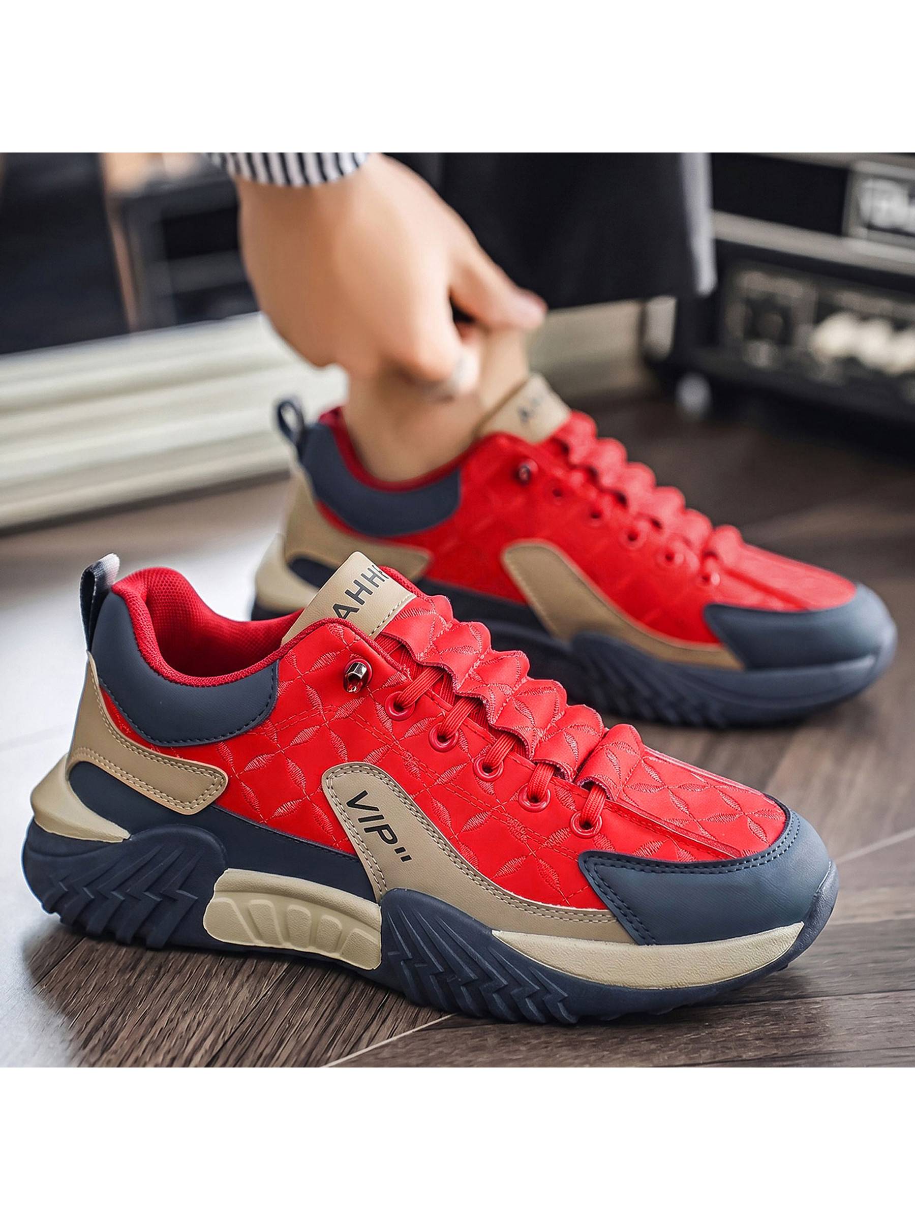 Contrast Tab Lace Detail Sneakers