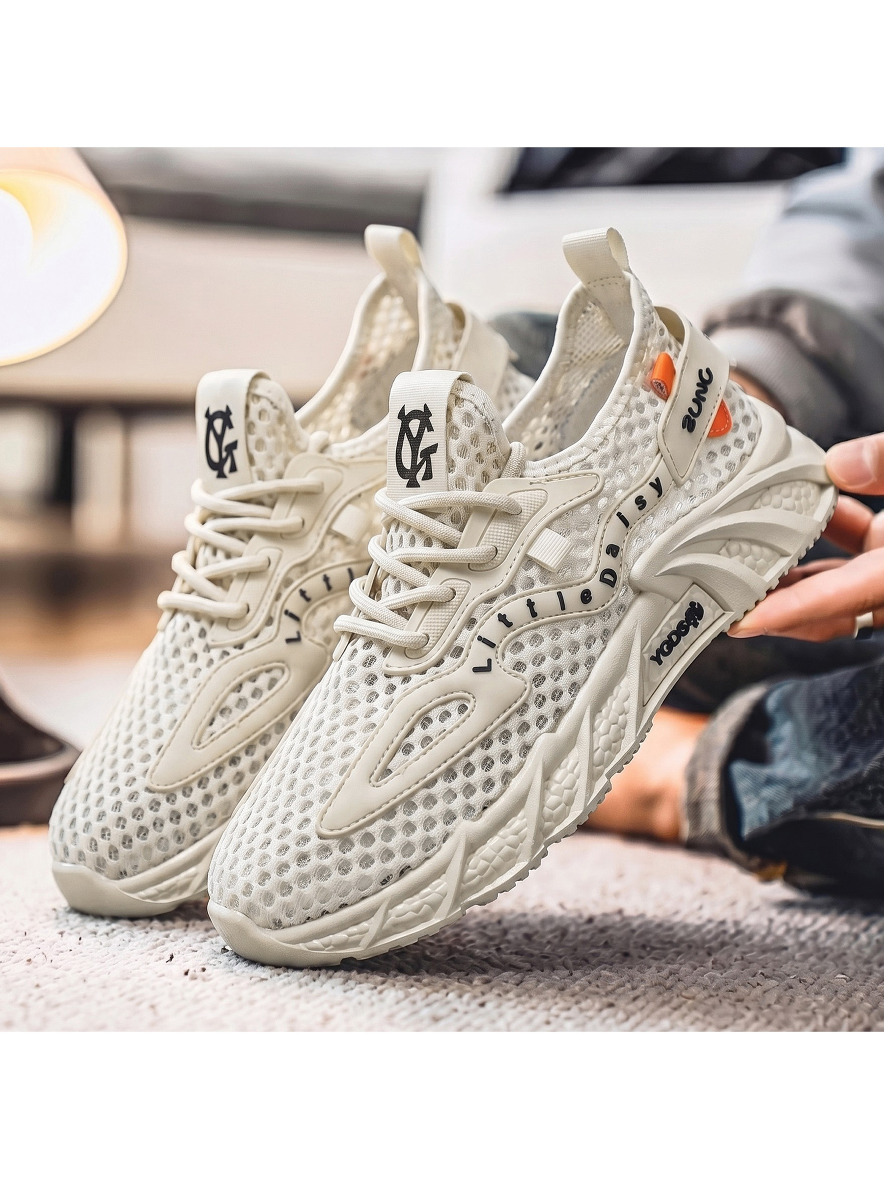 Cream Lightweight Breathable Sports Sneakers