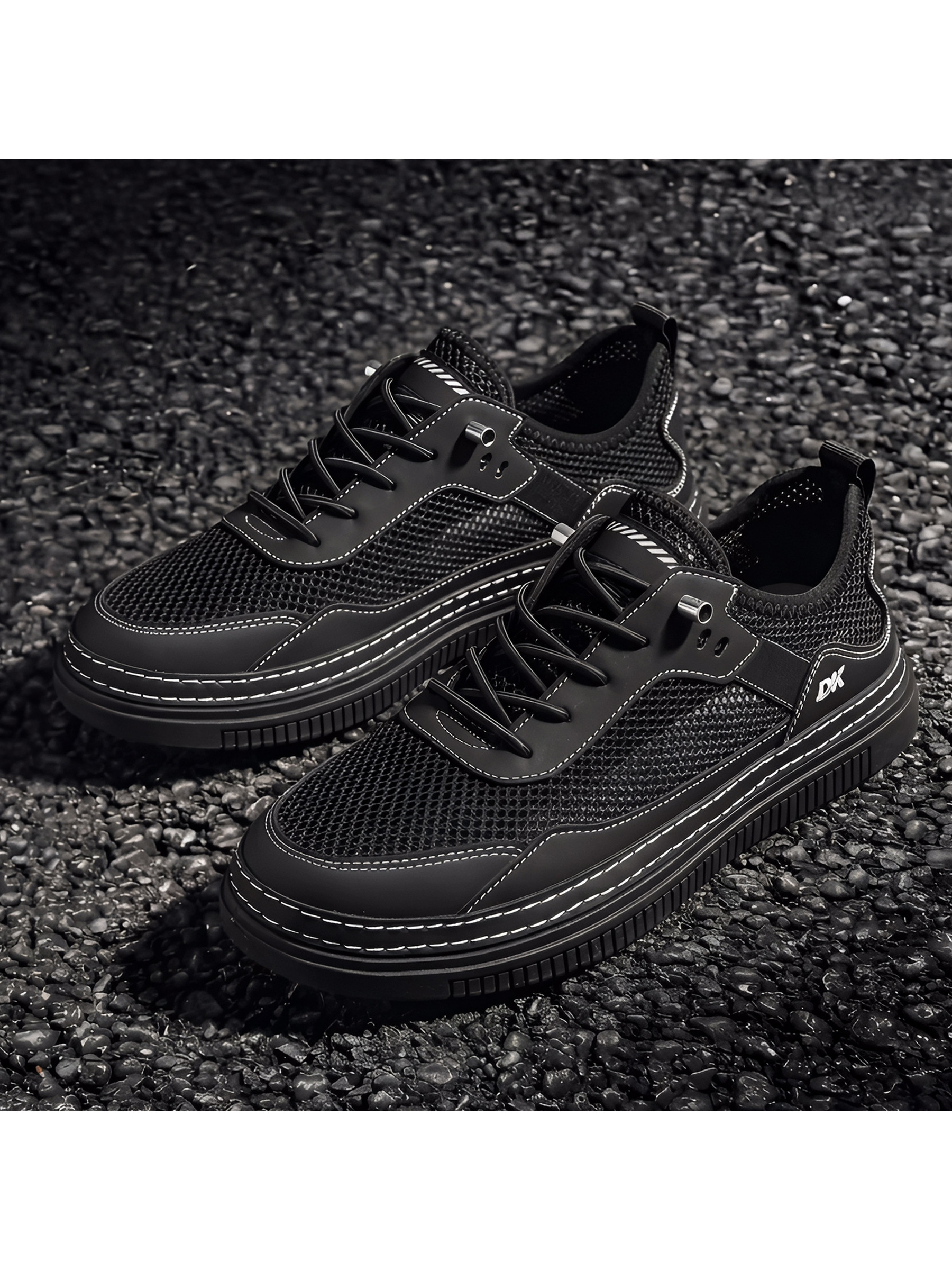 Black Mesh Casual Sneakers