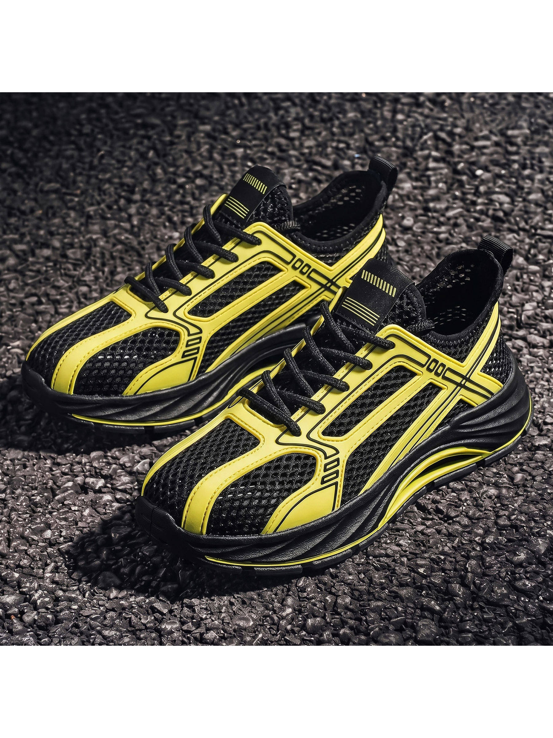 Mens Dynamic Mesh Sporty Sneakers