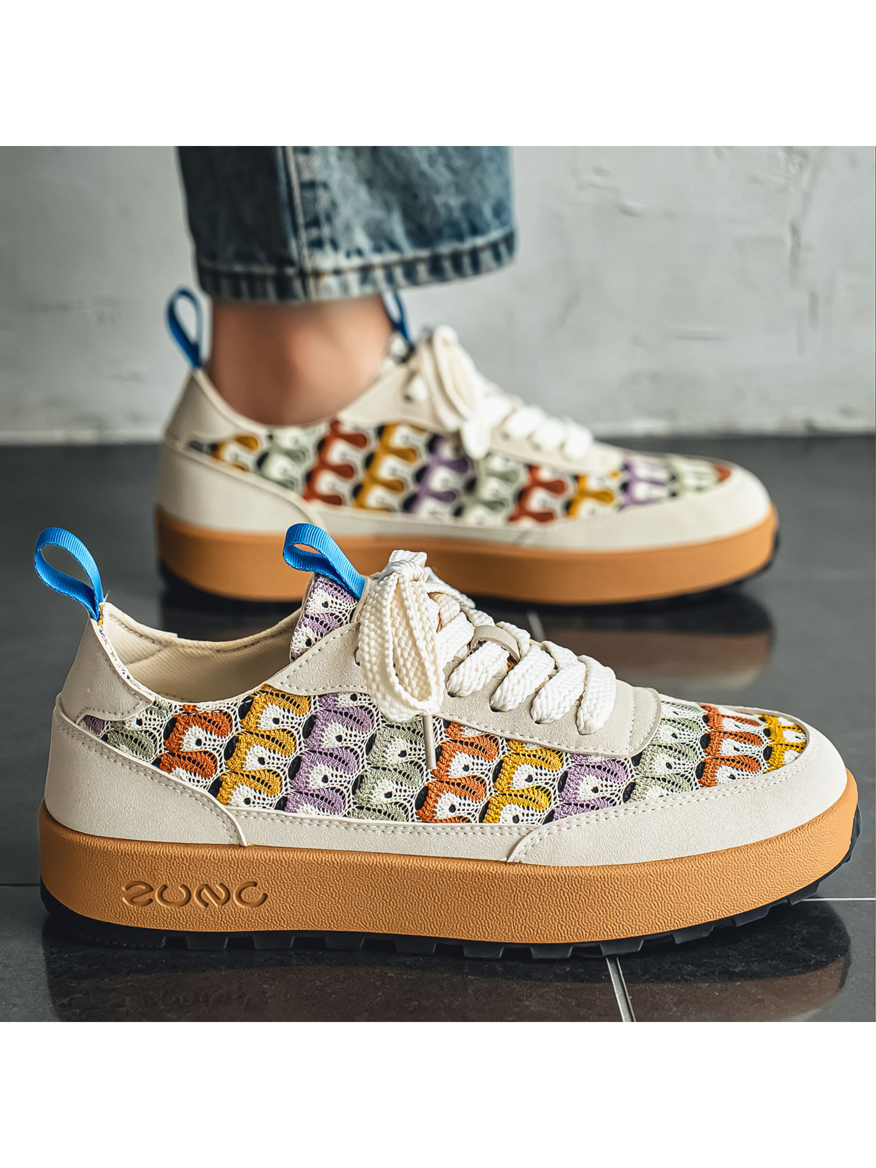 Mens Multi-Color Woven Pattern Sporty Sneakers