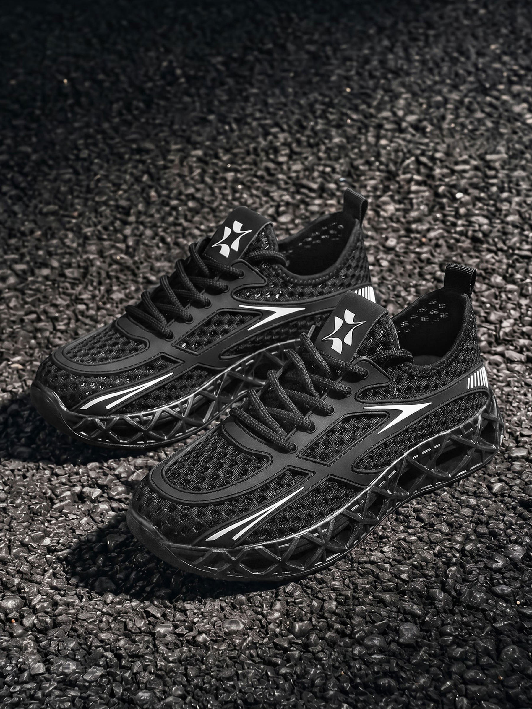 Black Mesh Breathable Sneakers