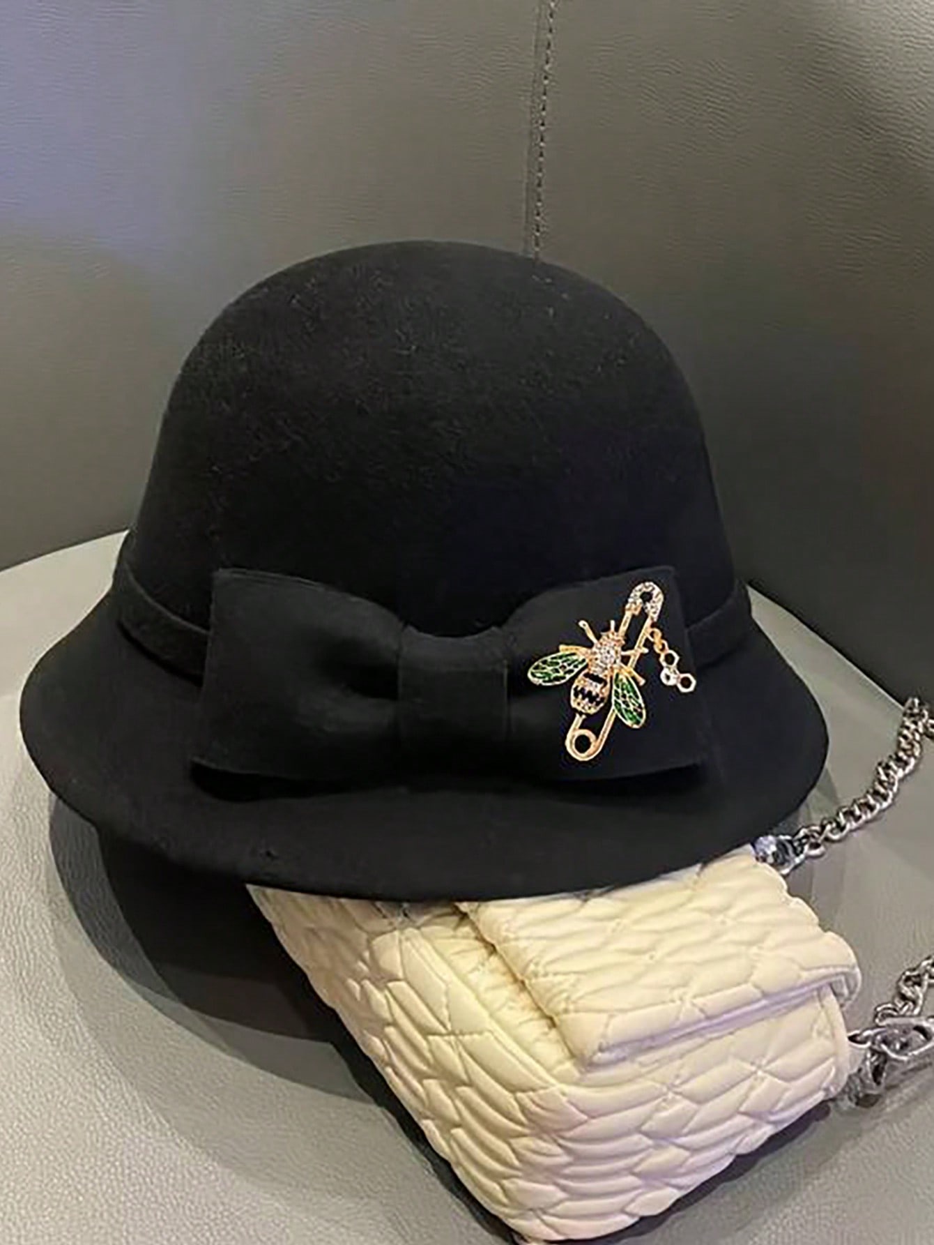Gold and Green Crystal Bee Brooch with Honeycomb Charm - Elegant Lapel Pin for Women