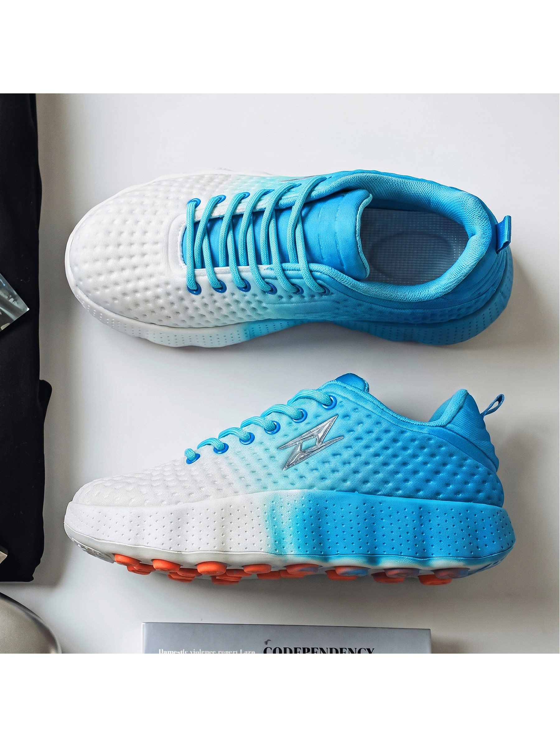 Gradient-Look Lace Up Sneakers