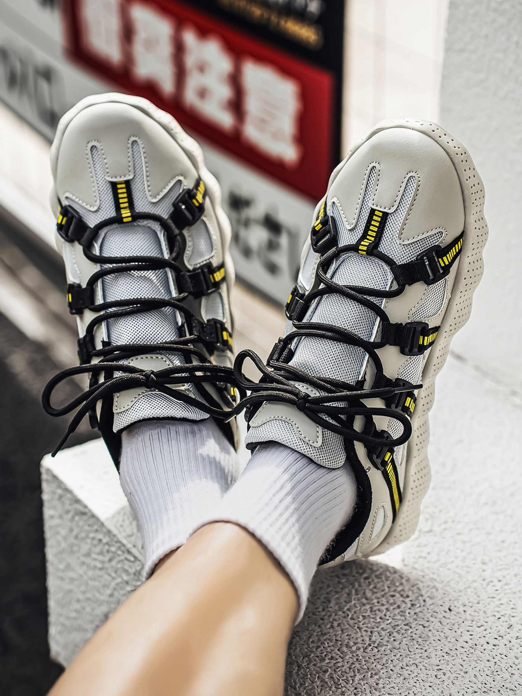 Mens Grey Lightweight Sporty Sneakers